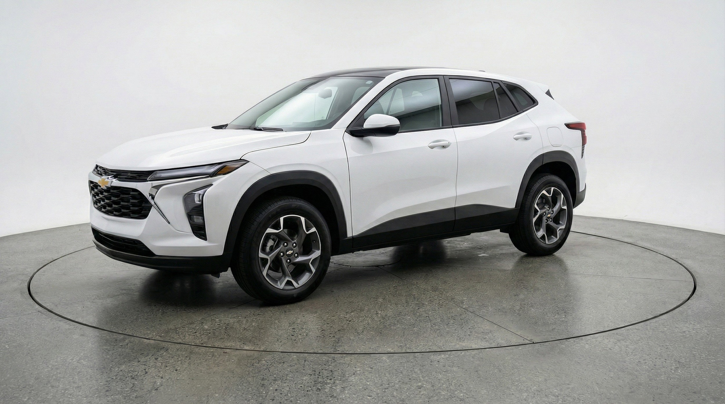 Thumbnail: 2025 Chevrolet Trax - 3
