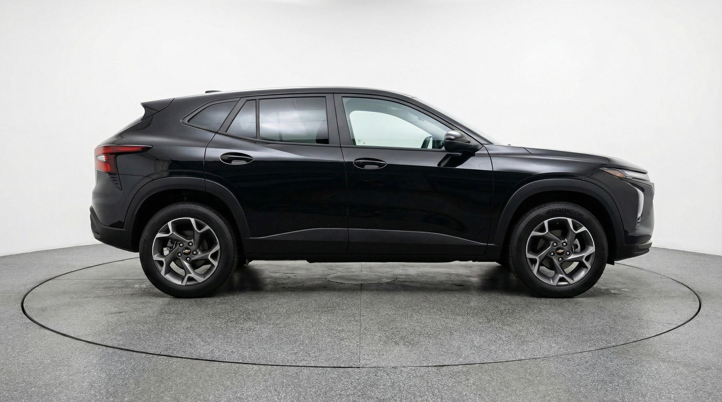 Thumbnail: 2025 Chevrolet Trax - 11