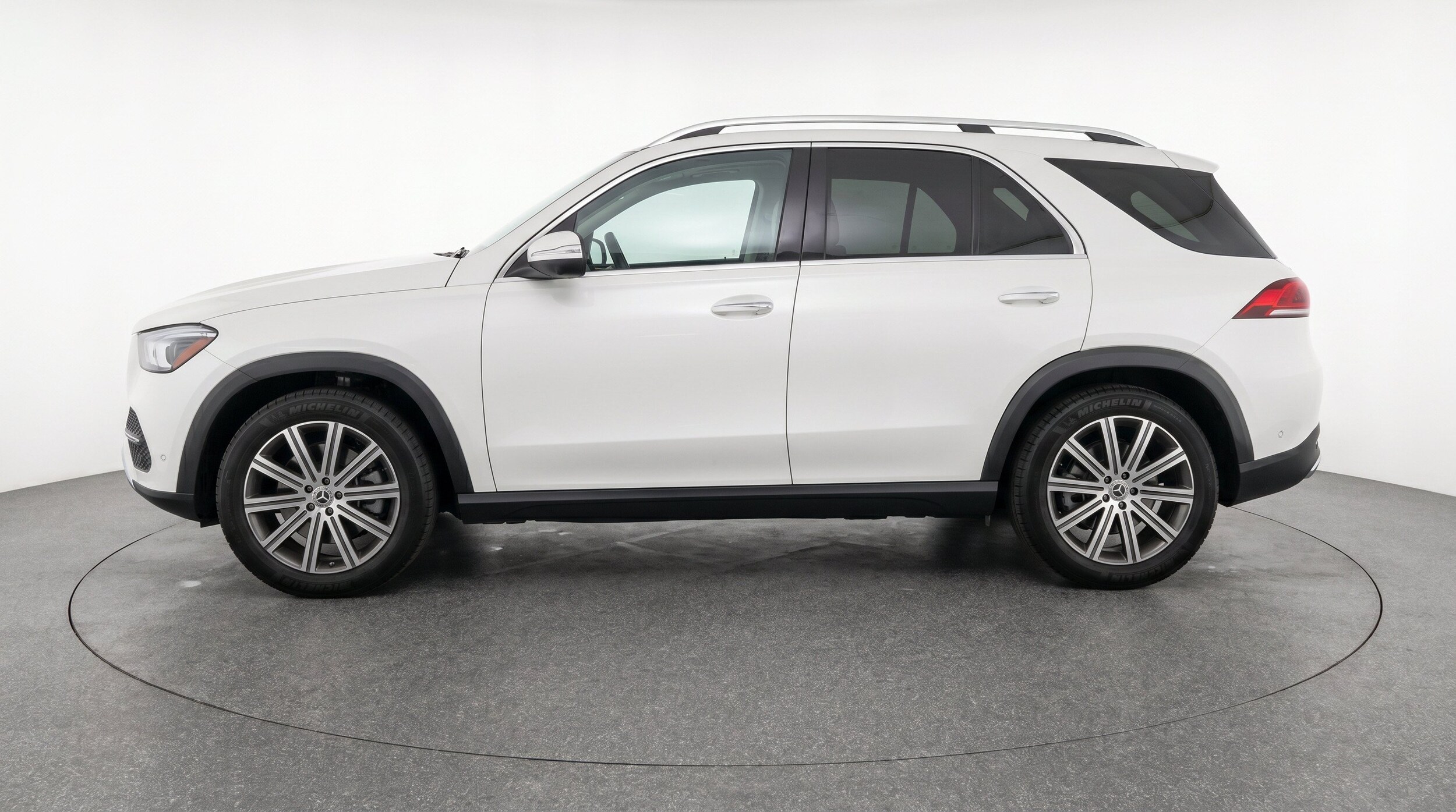 Thumbnail: 2026 Mercedes-Benz GLE - 5