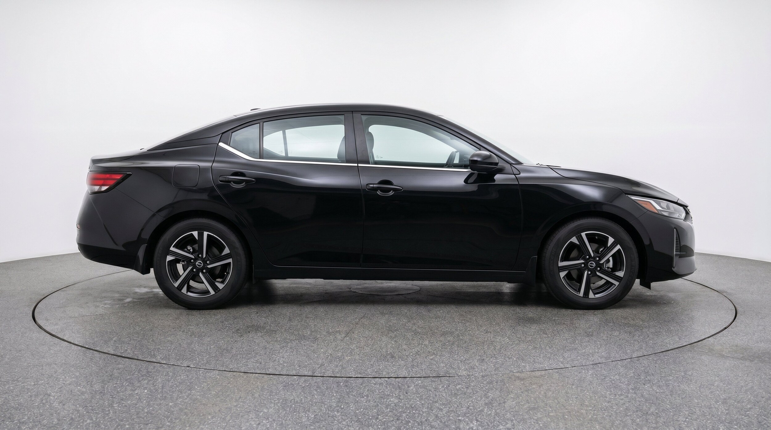 Thumbnail: 2025 Nissan Sentra - 11