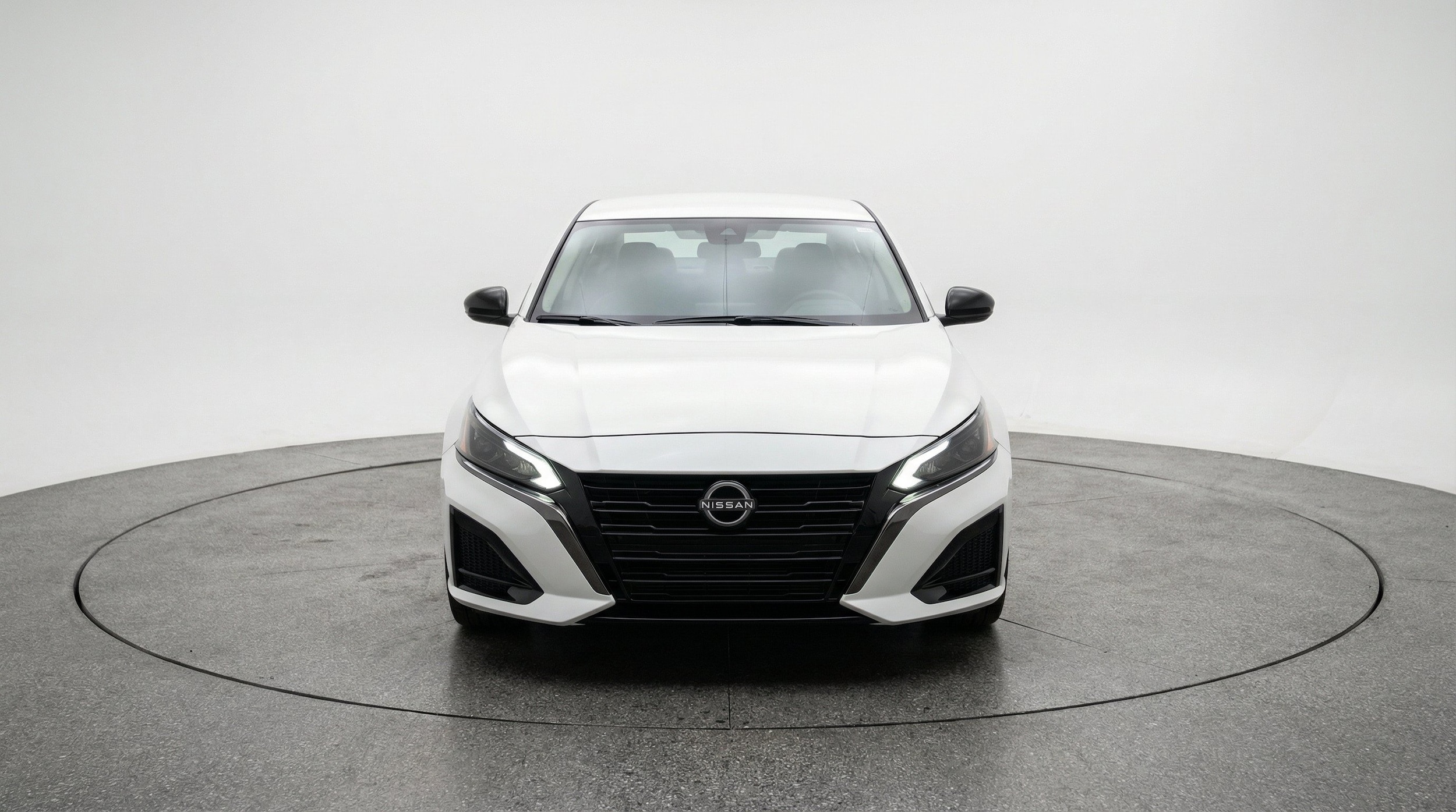 Thumbnail: 2025 Nissan Altima - 2