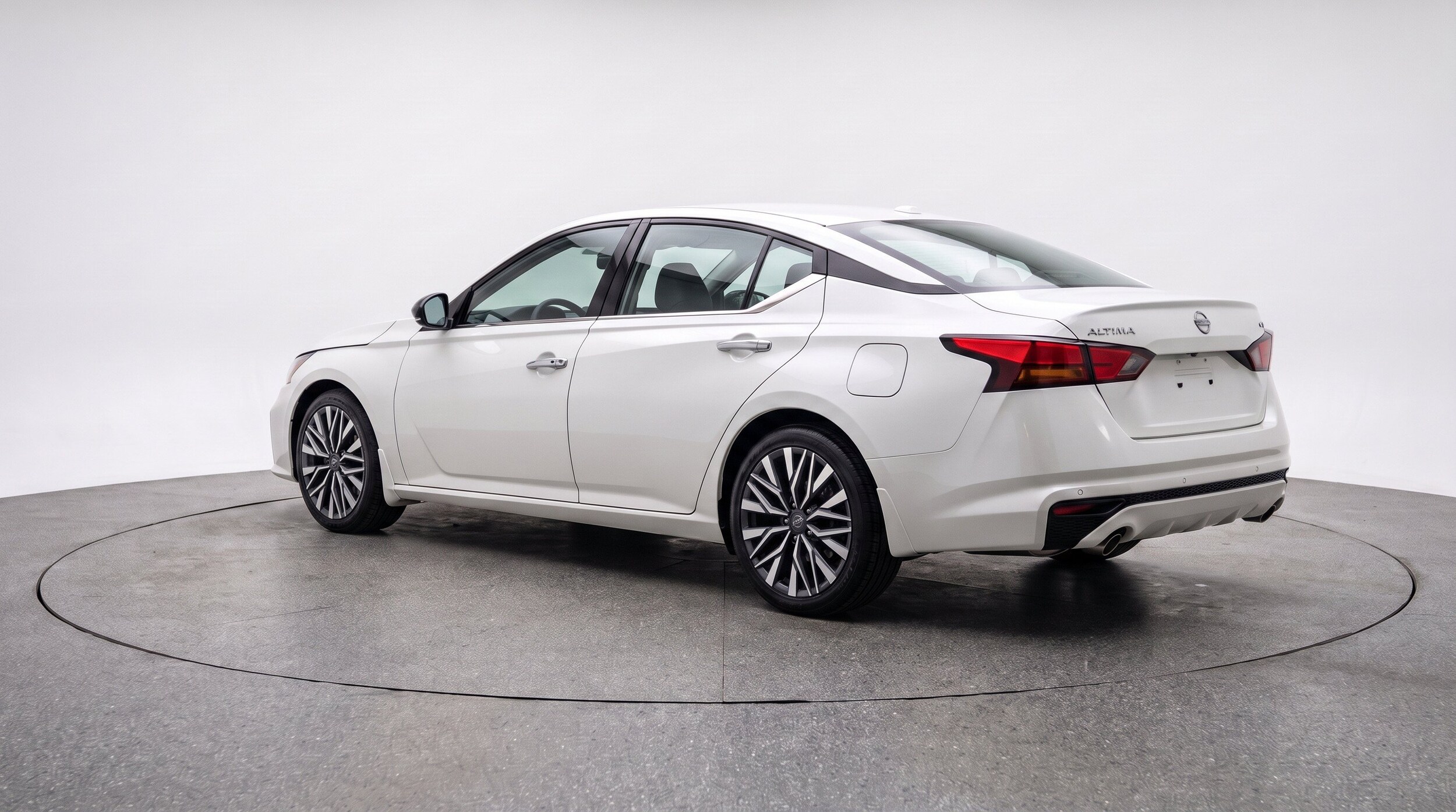 Thumbnail: 2025 Nissan Altima - 6