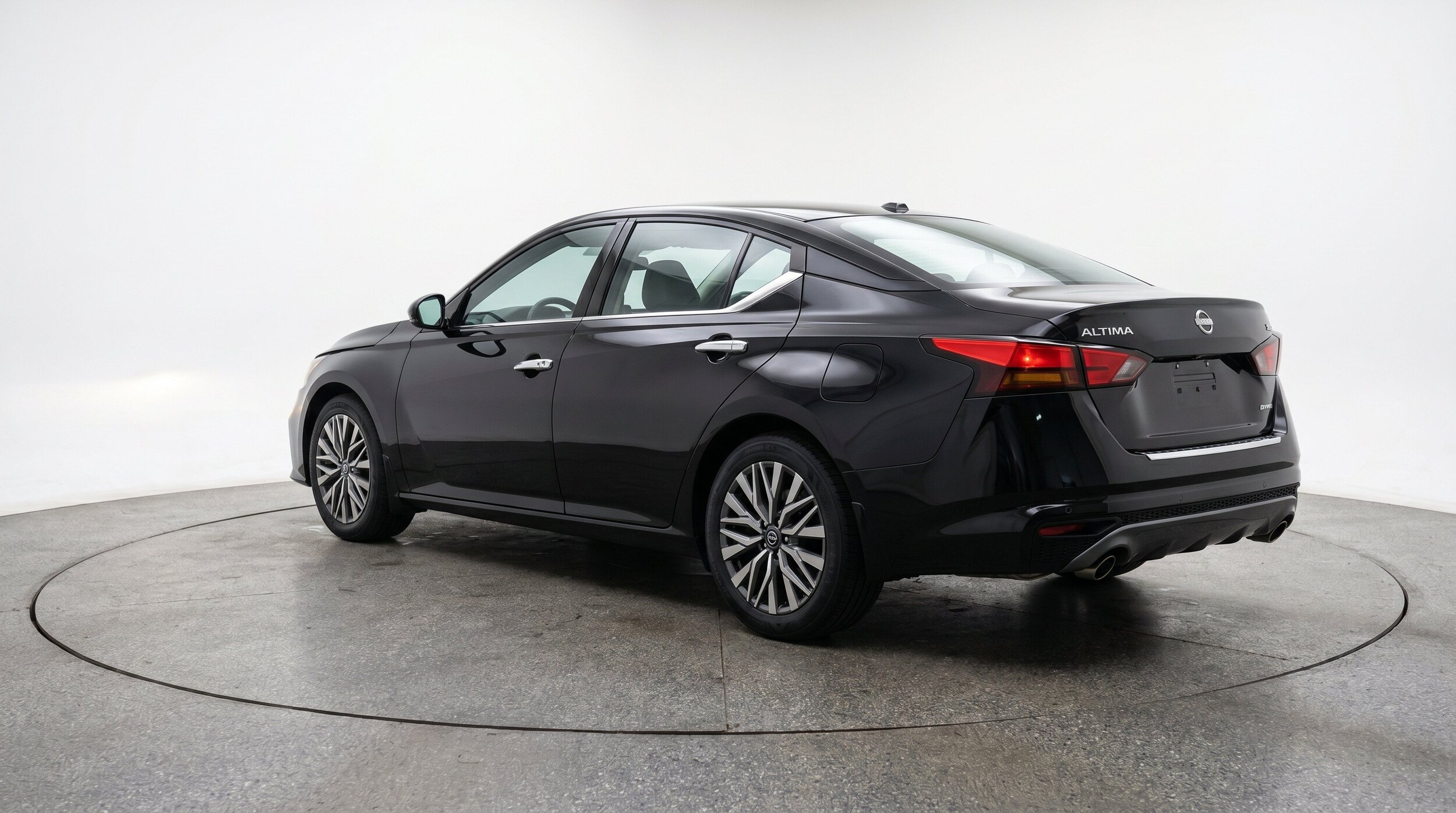 Thumbnail: 2025 Nissan Altima - 6