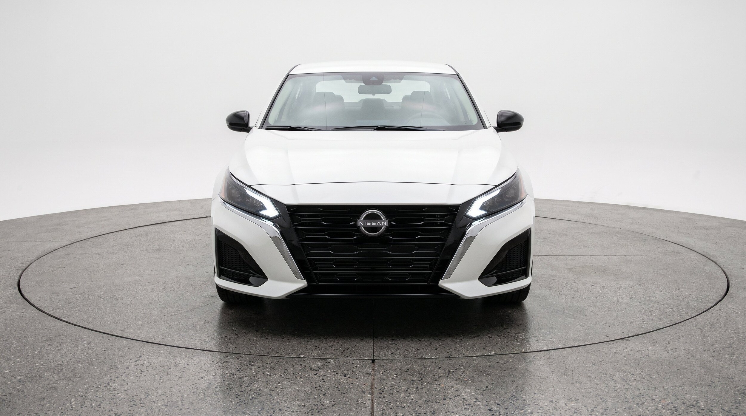 Thumbnail: 2025 Nissan Altima - 2