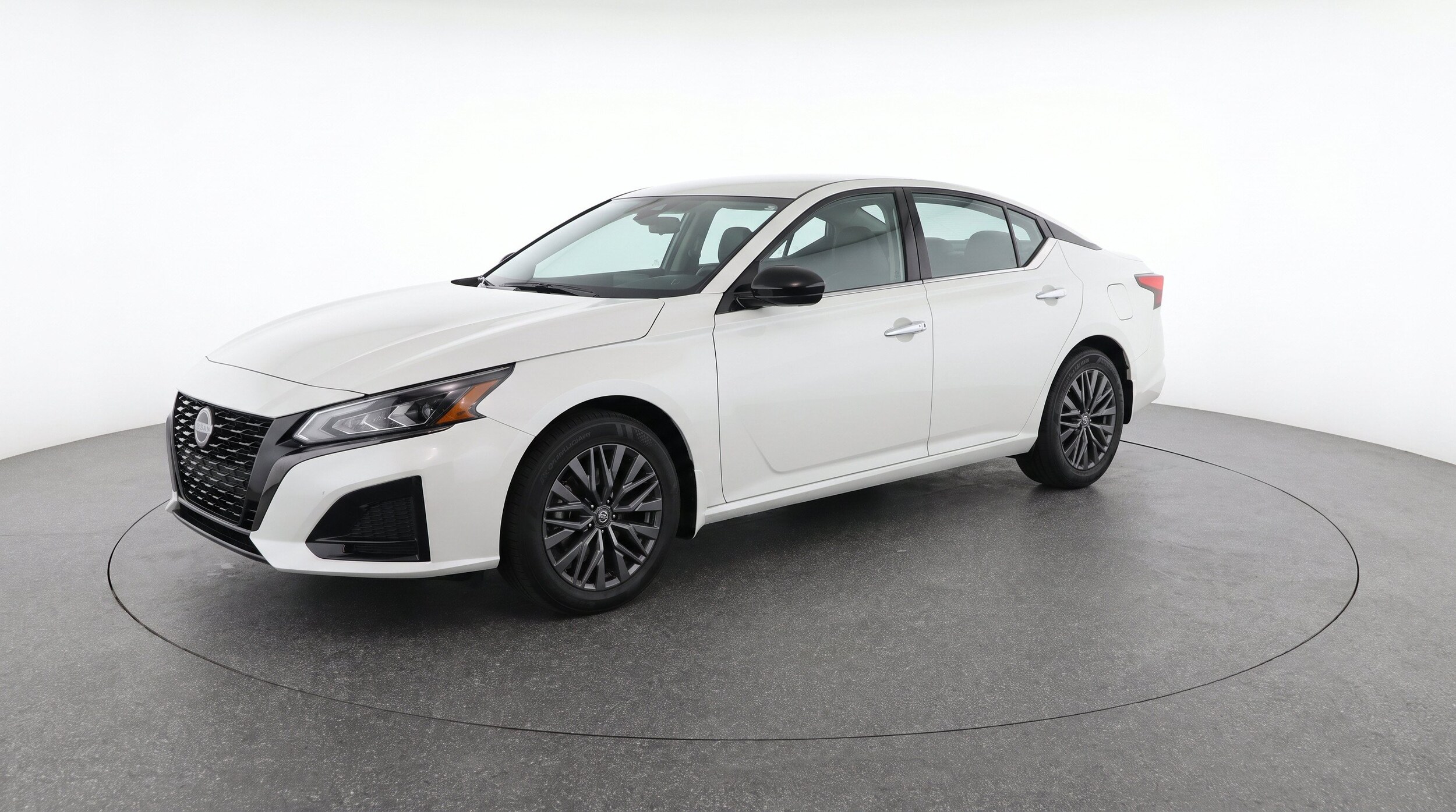Thumbnail: 2025 Nissan Altima - 3