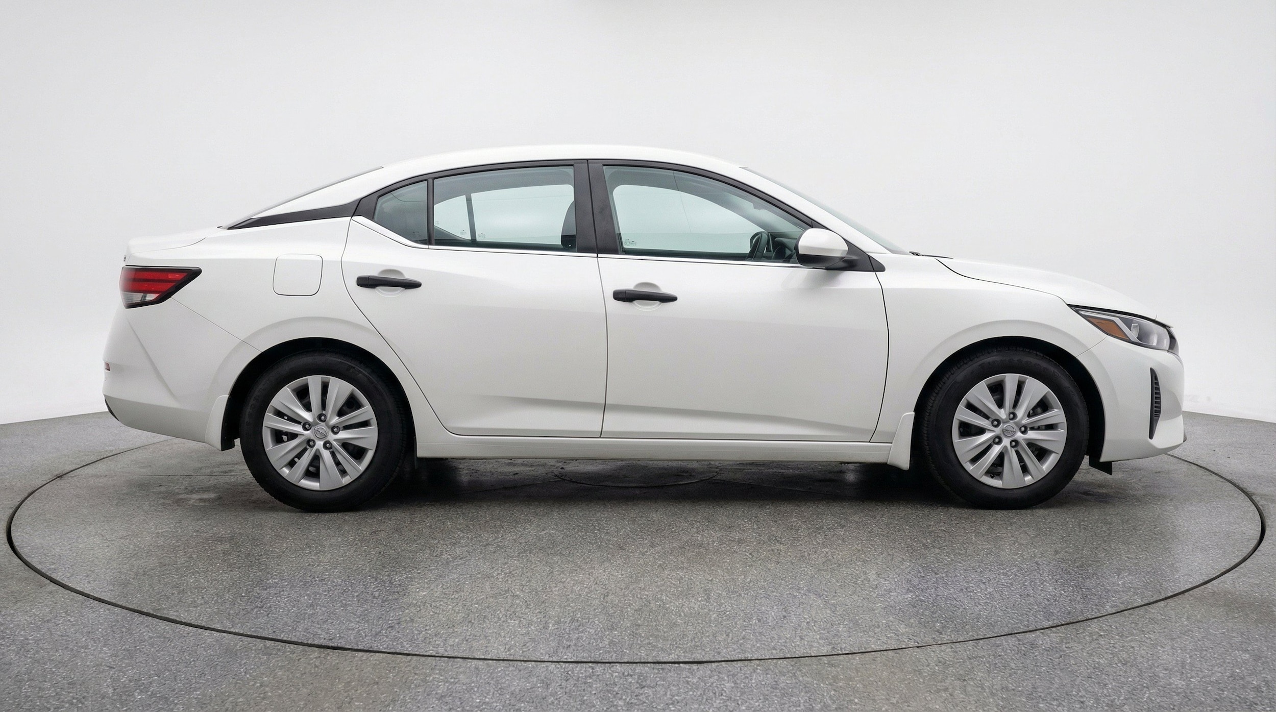 Thumbnail: 2025 Nissan Sentra - 11