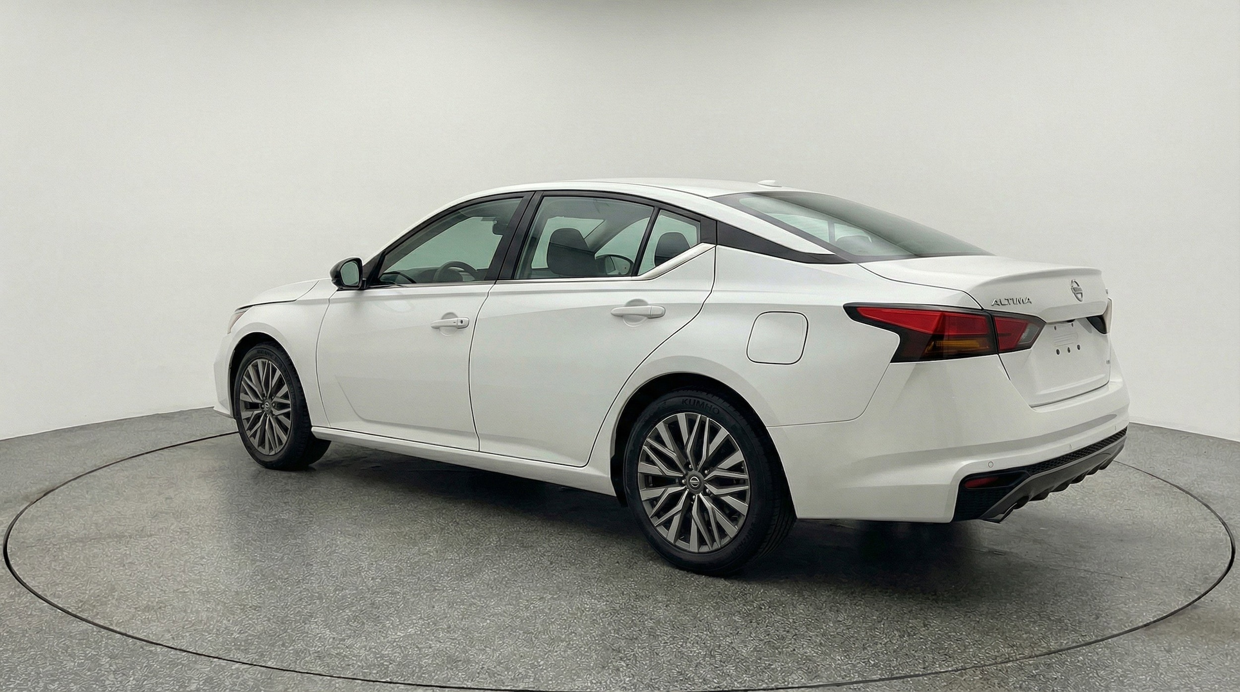 Thumbnail: 2025 Nissan Altima - 6