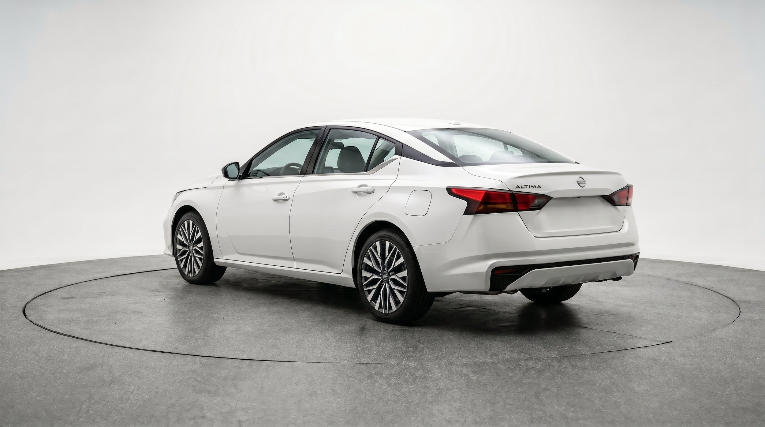 Thumbnail: 2025 Nissan Altima - 6