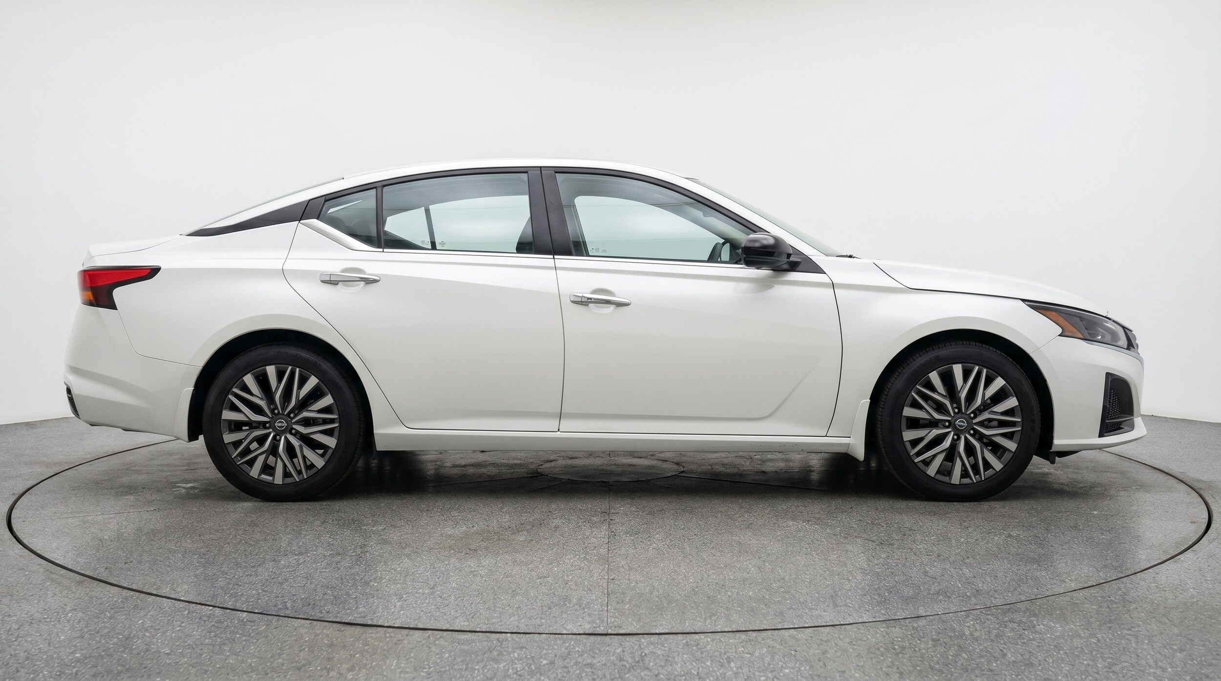 Thumbnail: 2025 Nissan Altima - 11