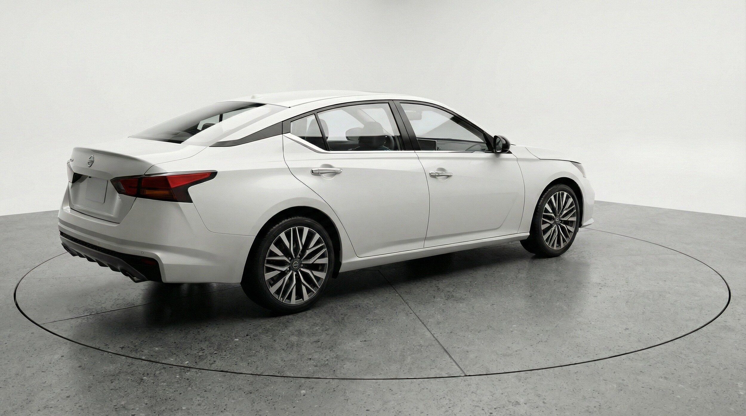 Thumbnail: 2025 Nissan Altima - 9