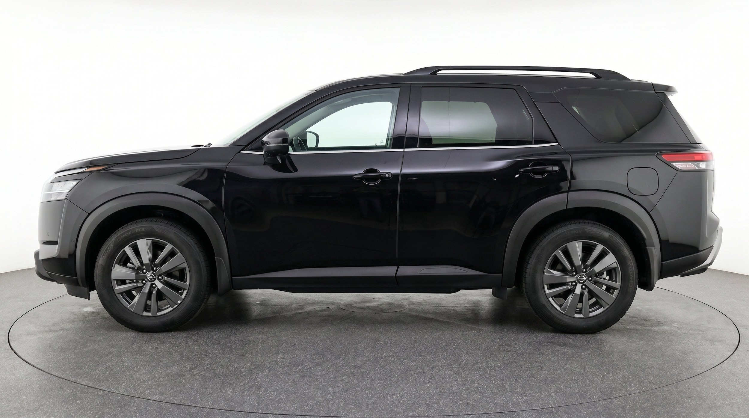 Thumbnail: 2025 Nissan Pathfinder - 5