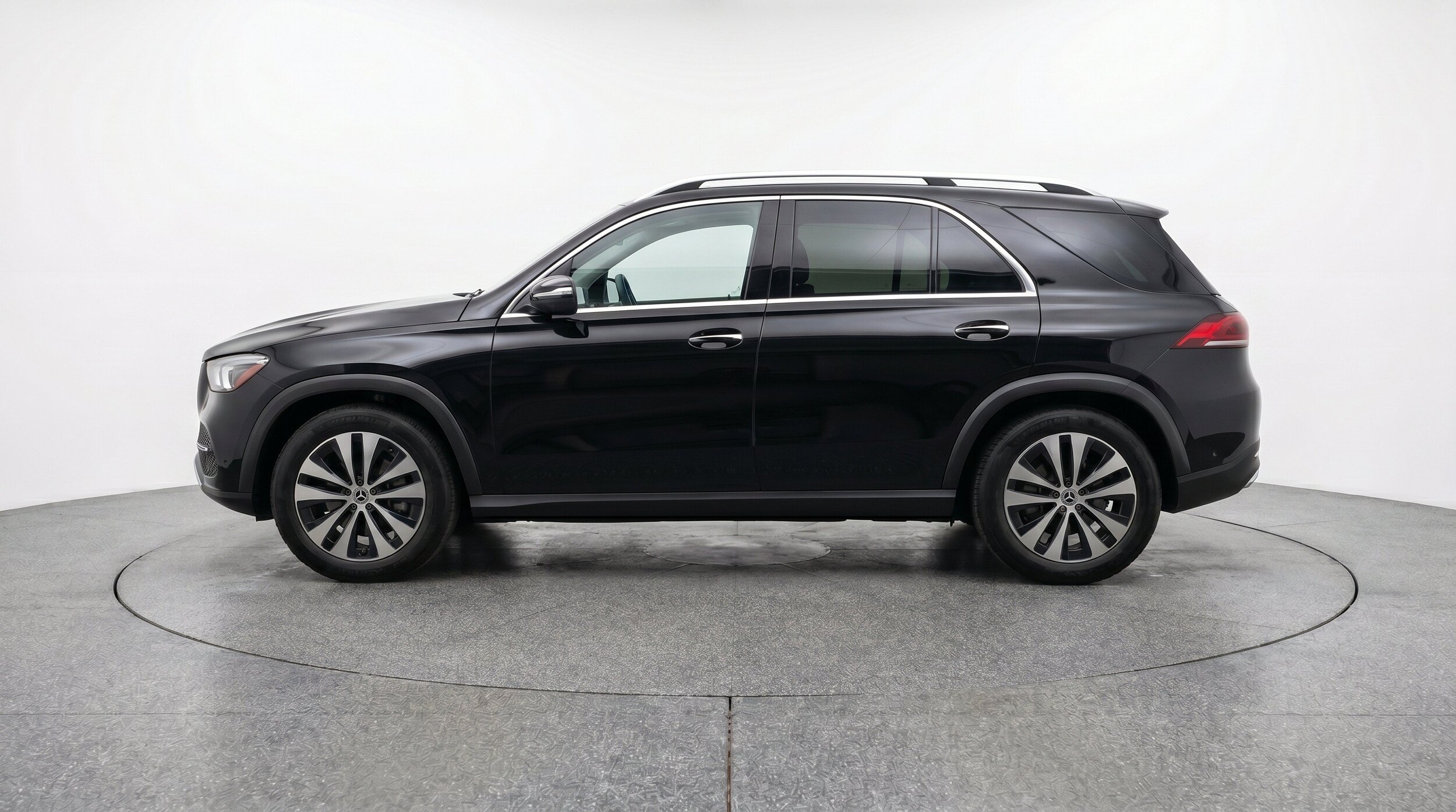 Thumbnail: 2026 Mercedes-Benz GLE - 5