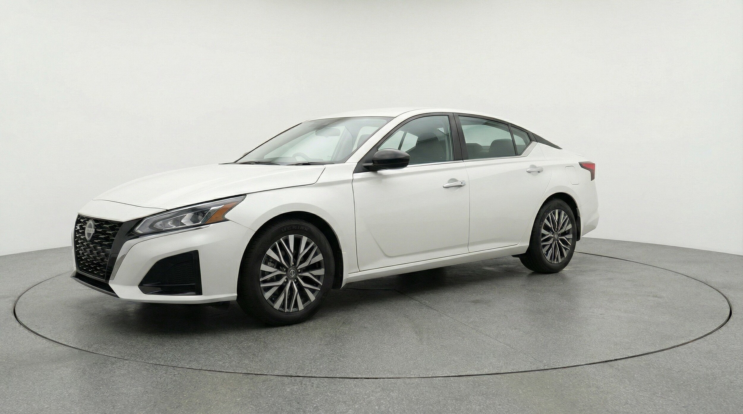 Thumbnail: 2025 Nissan Altima - 3