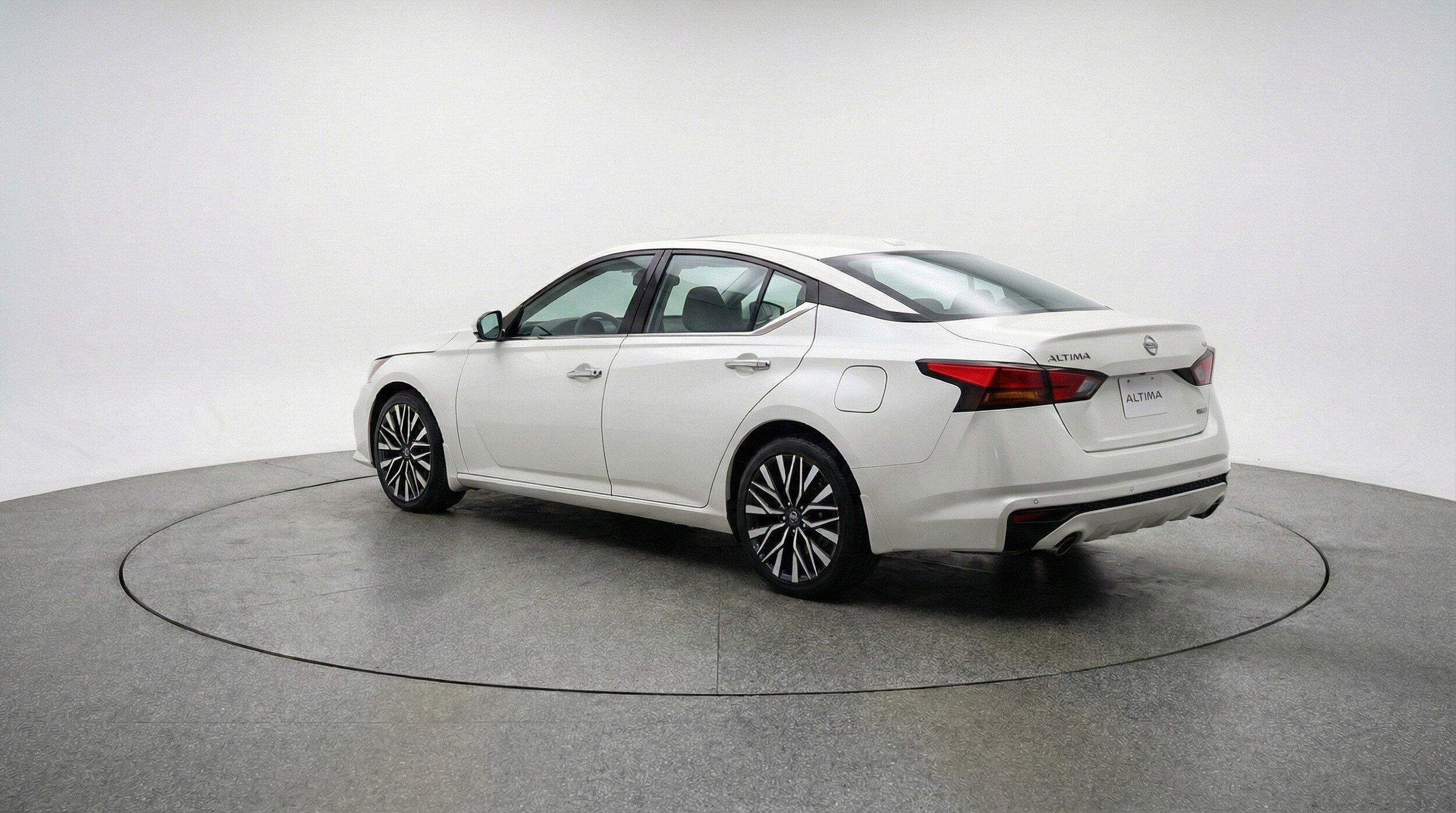Thumbnail: 2025 Nissan Altima - 6