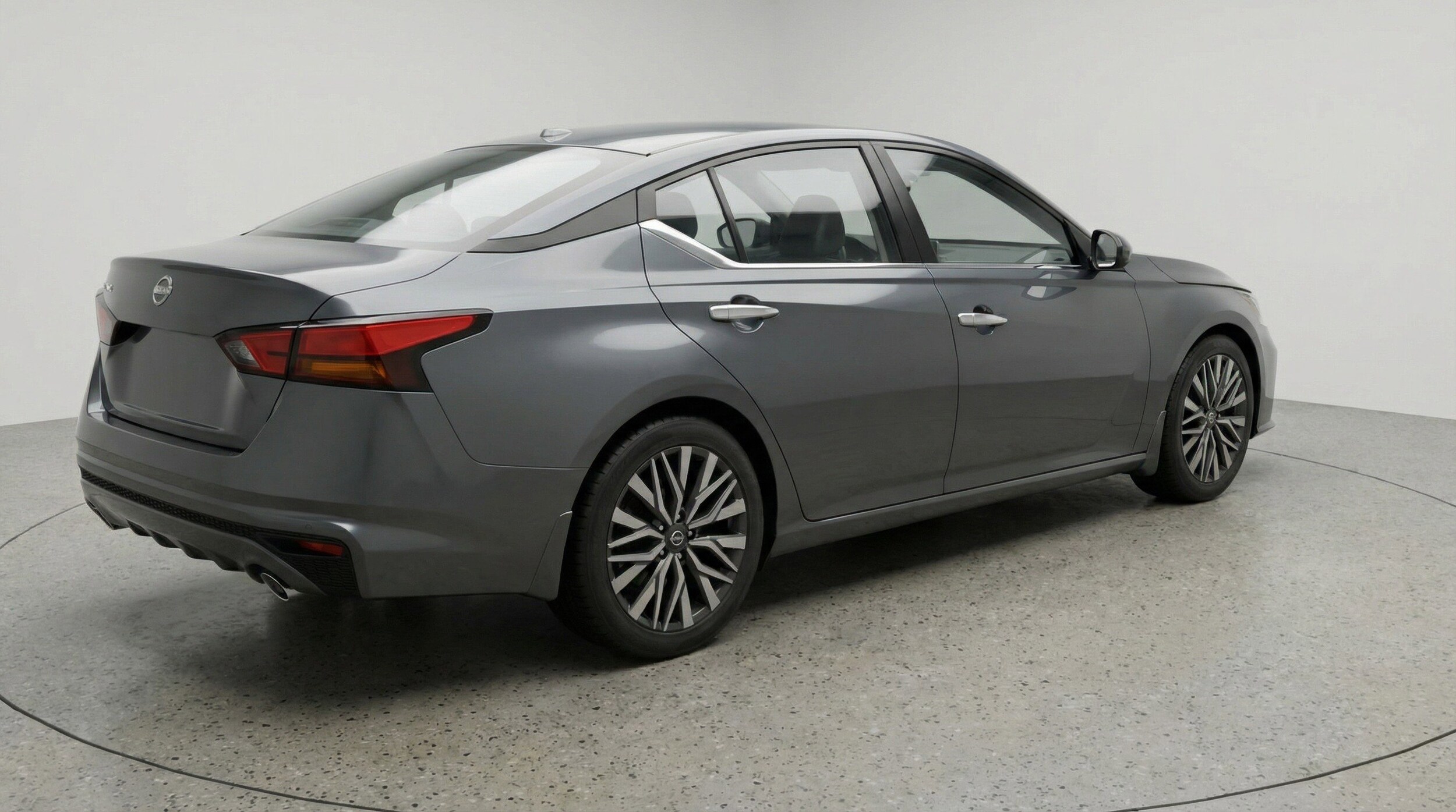 Thumbnail: 2025 Nissan Altima - 9