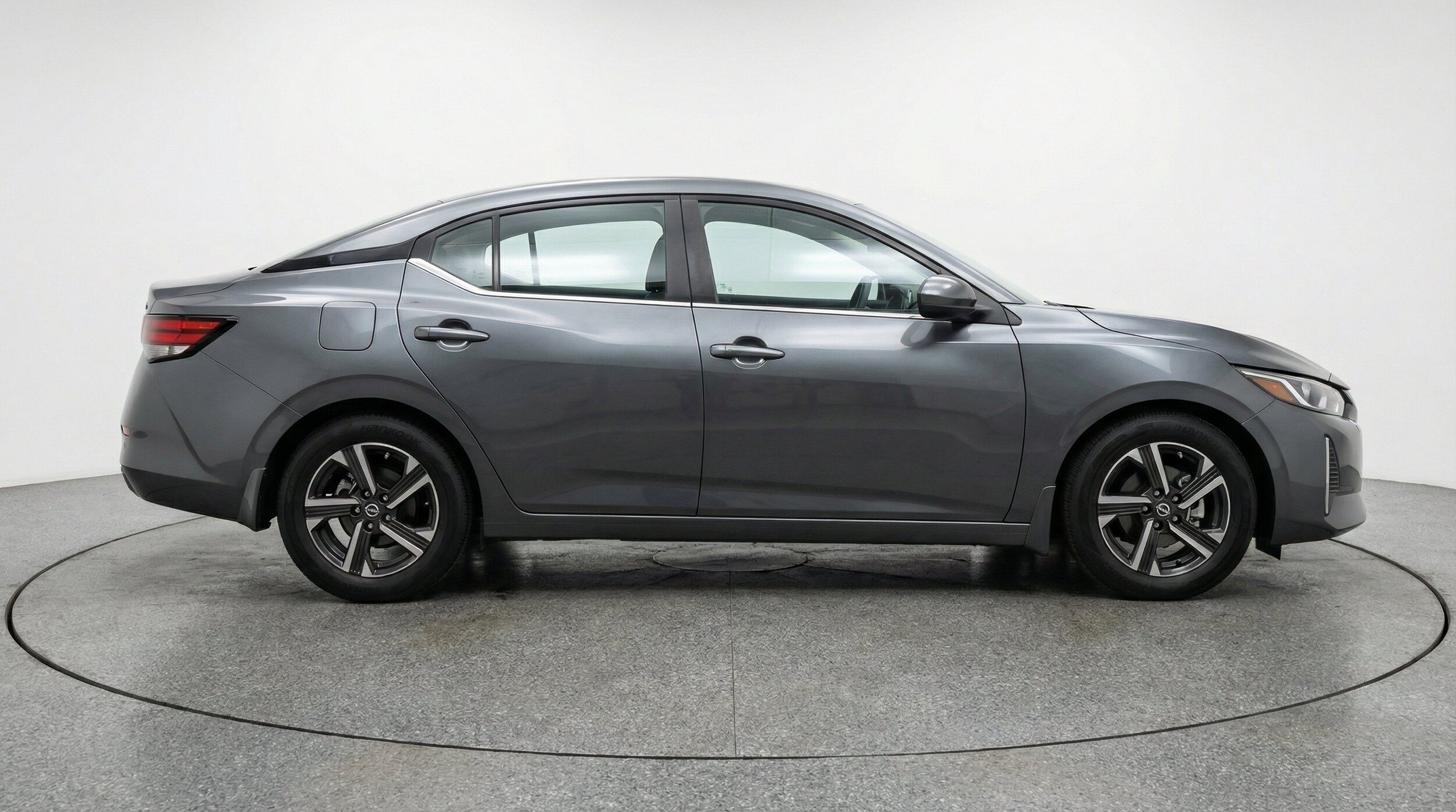 Thumbnail: 2025 Nissan Sentra - 11