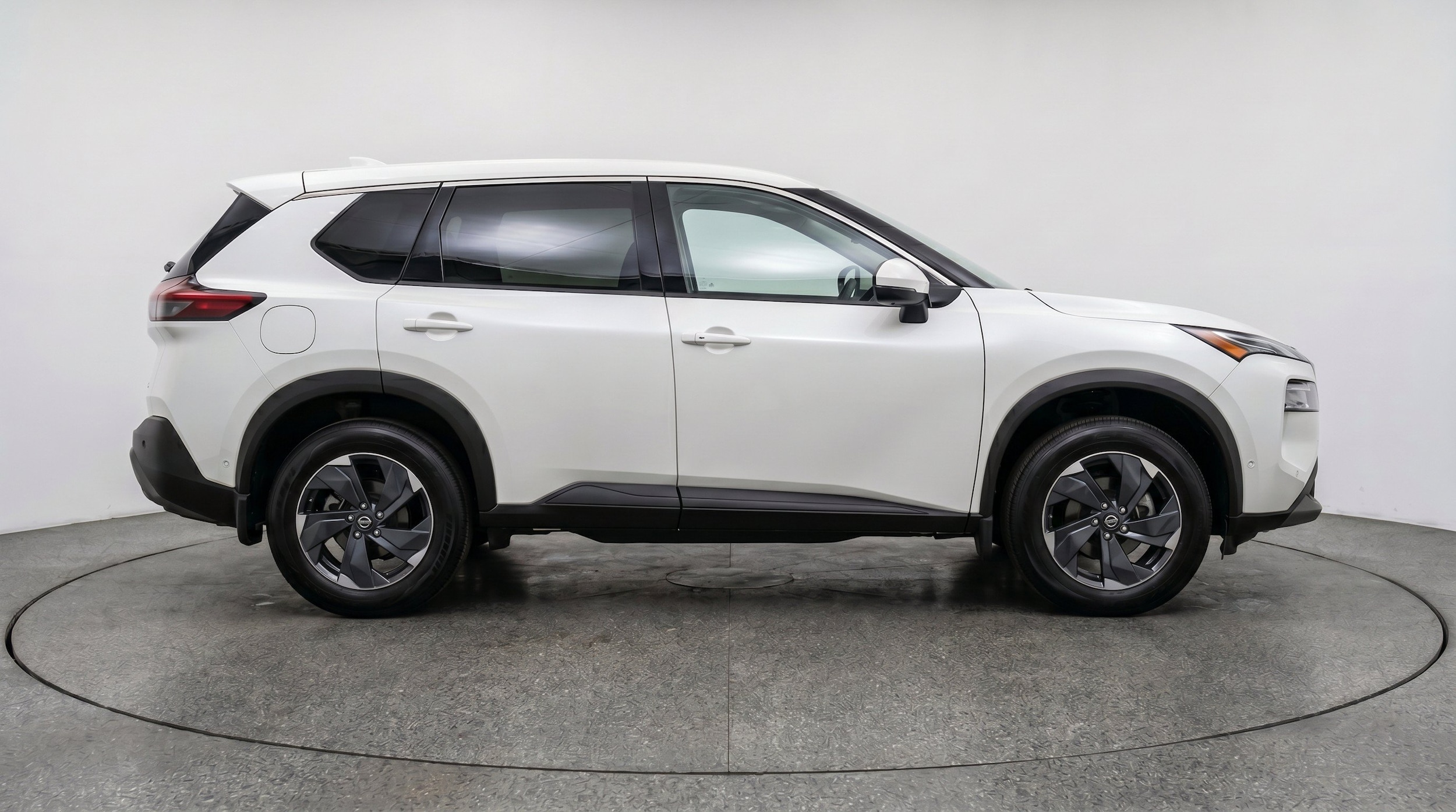 Thumbnail: 2025 Nissan Rogue - 10