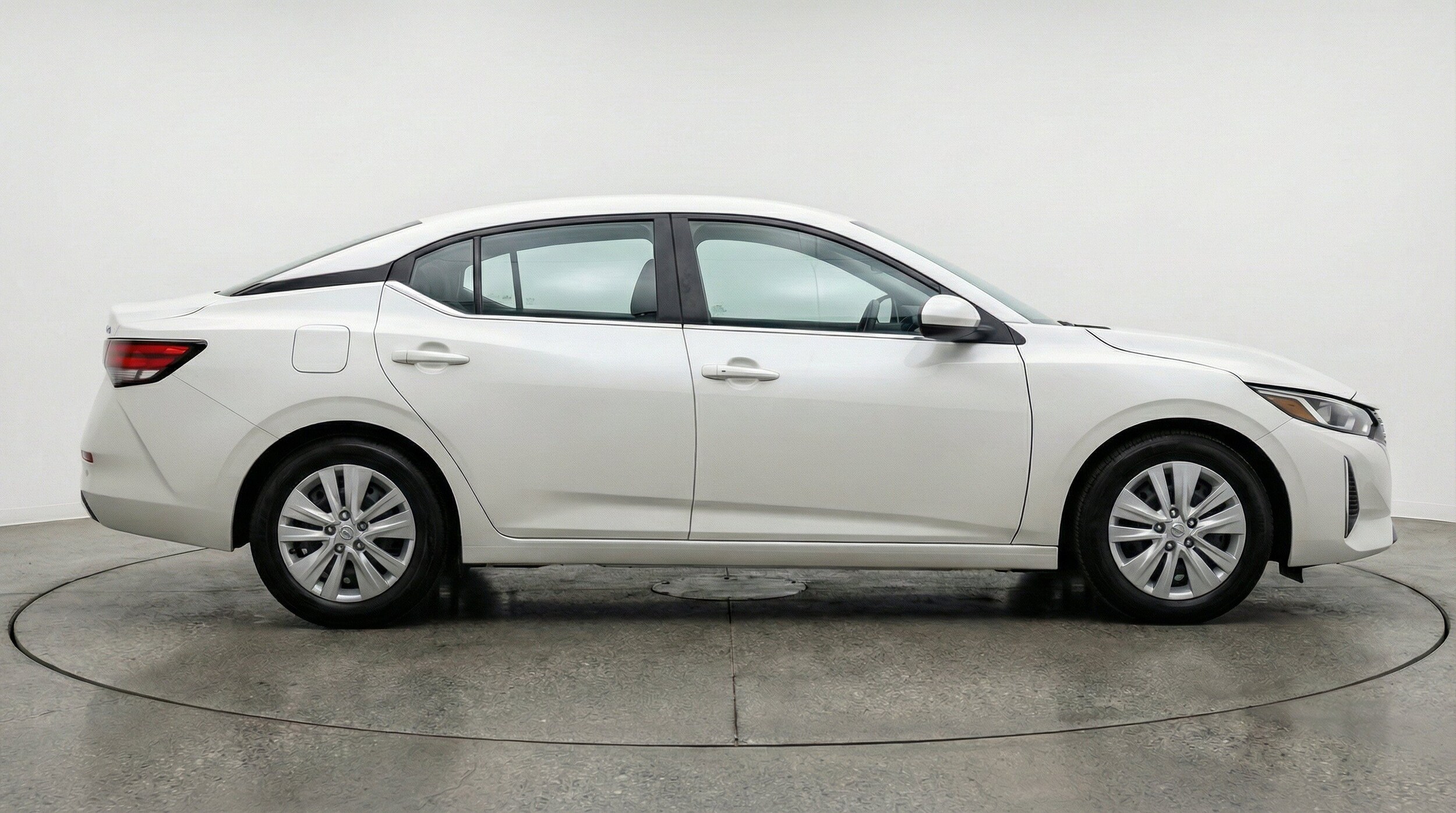 Thumbnail: 2025 Nissan Sentra - 11