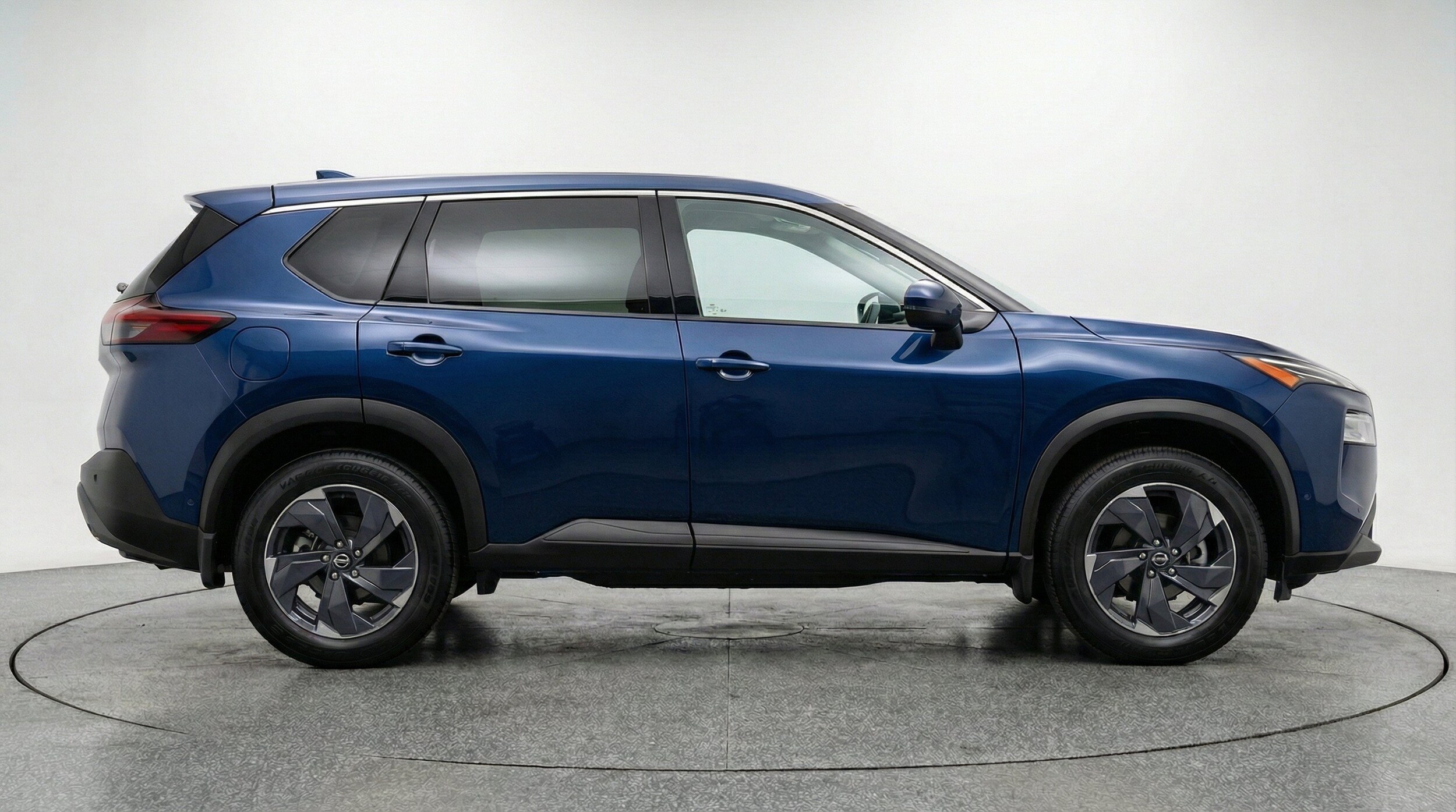 Thumbnail: 2025 Nissan Rogue - 11
