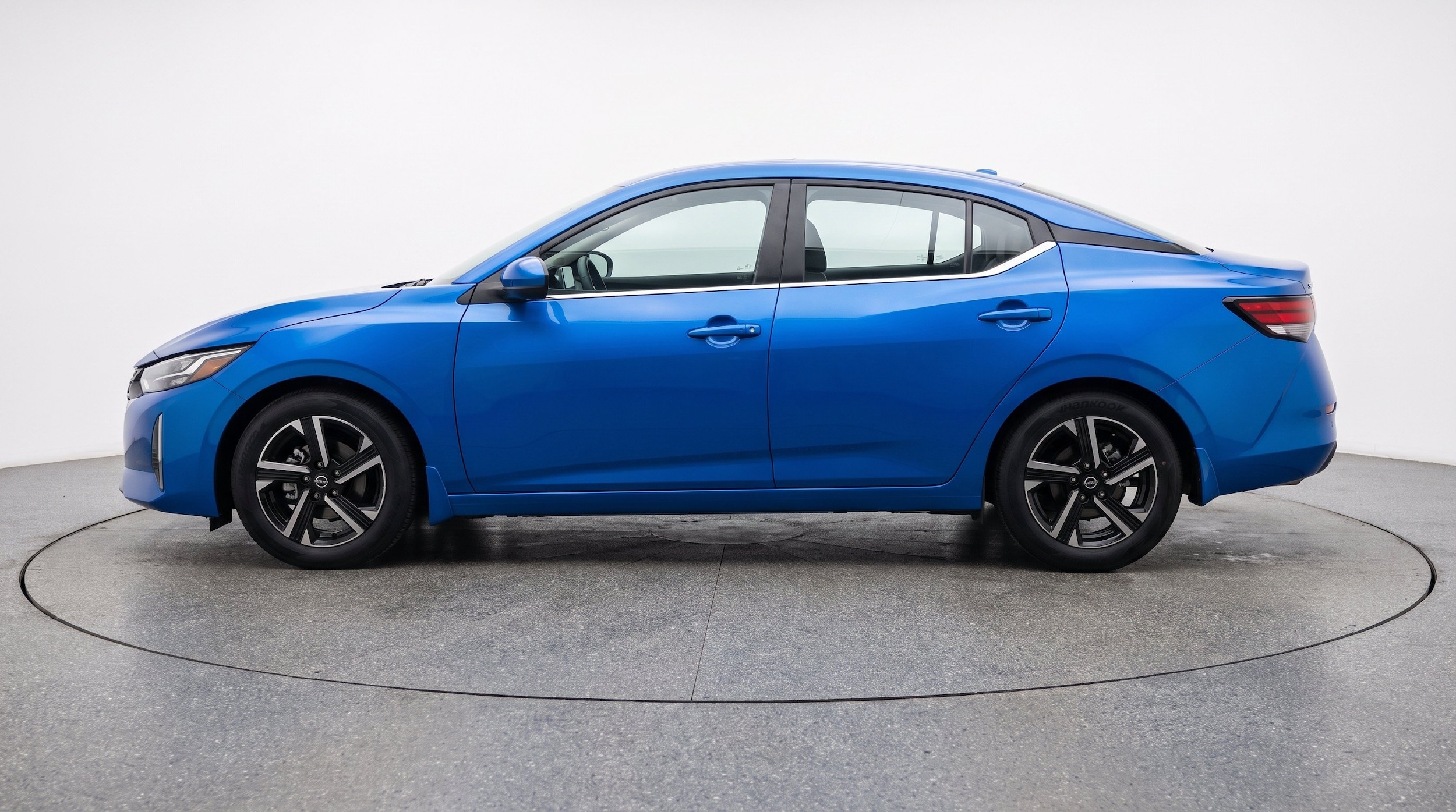 Thumbnail: 2025 Nissan Sentra - 5