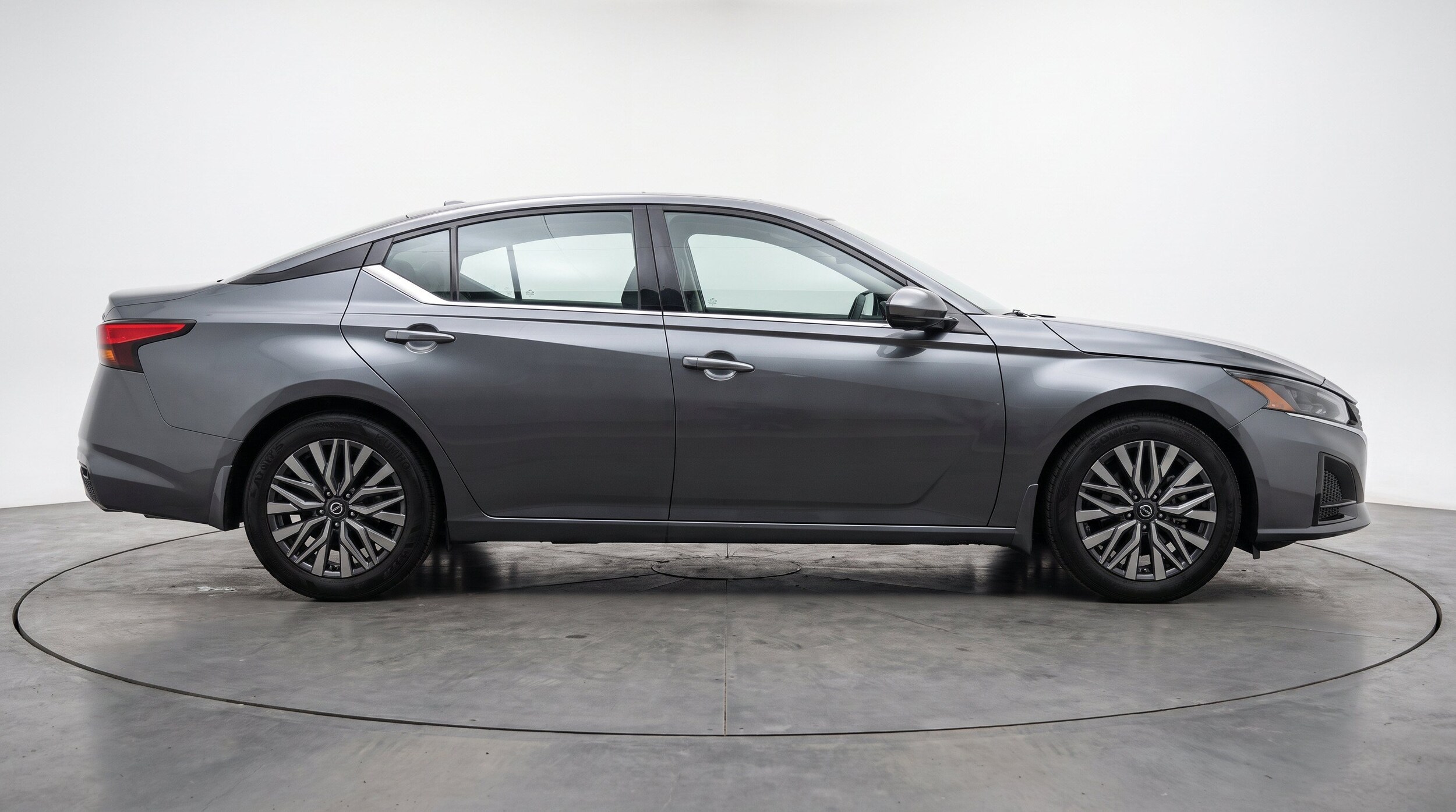 Thumbnail: 2025 Nissan Altima - 10