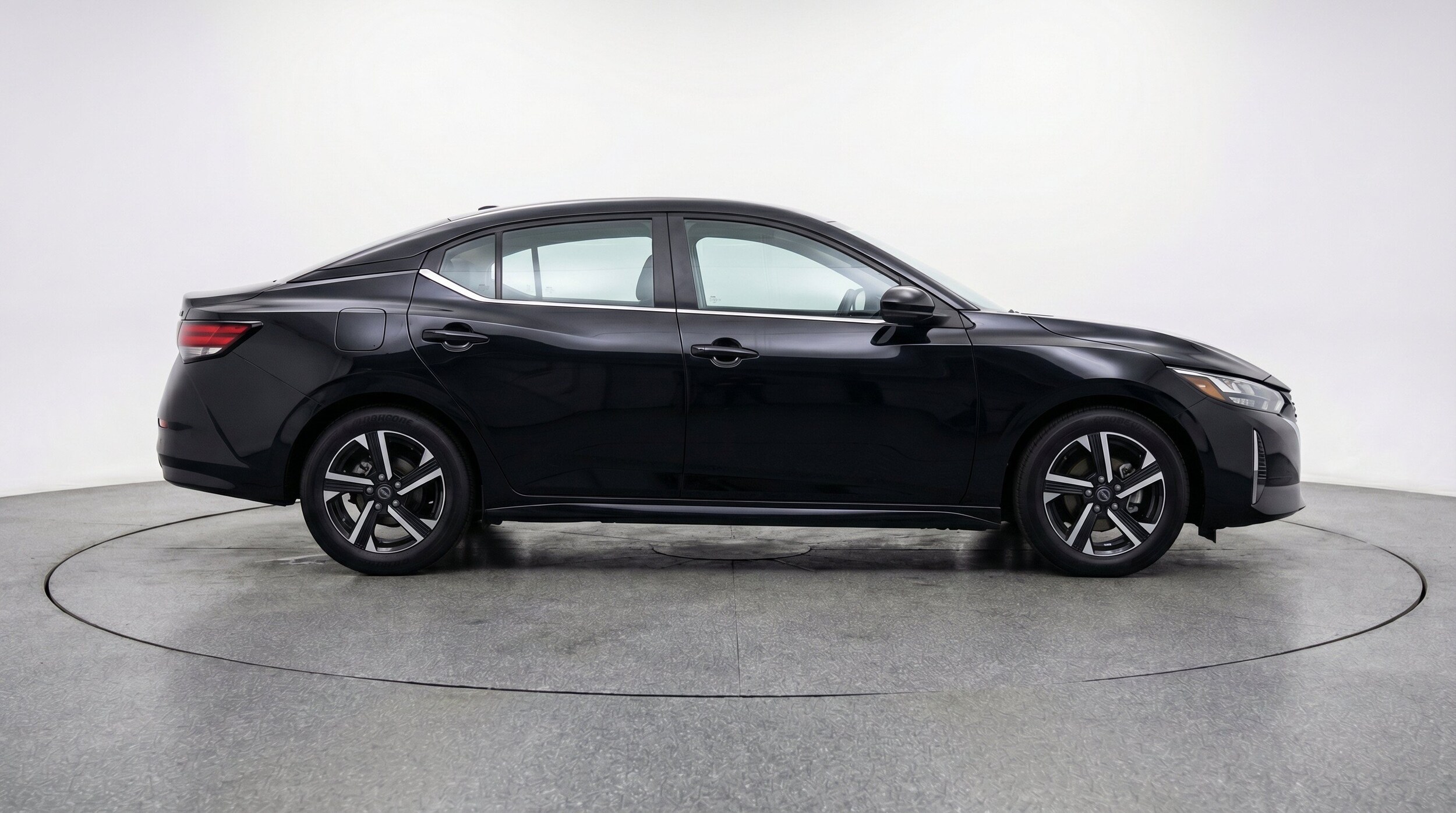 Thumbnail: 2025 Nissan Sentra - 11