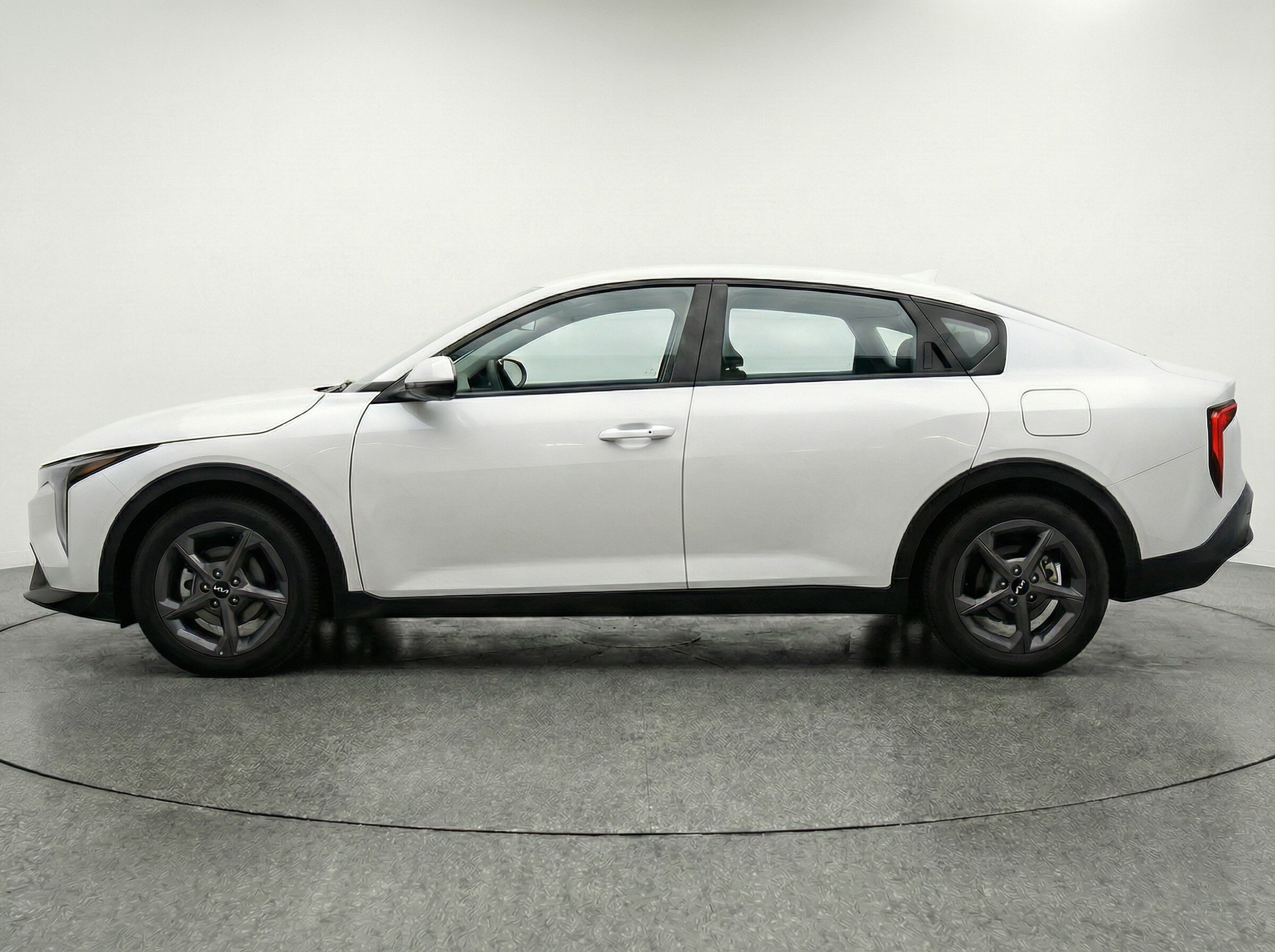 Thumbnail: 2025 Kia K4 - 4