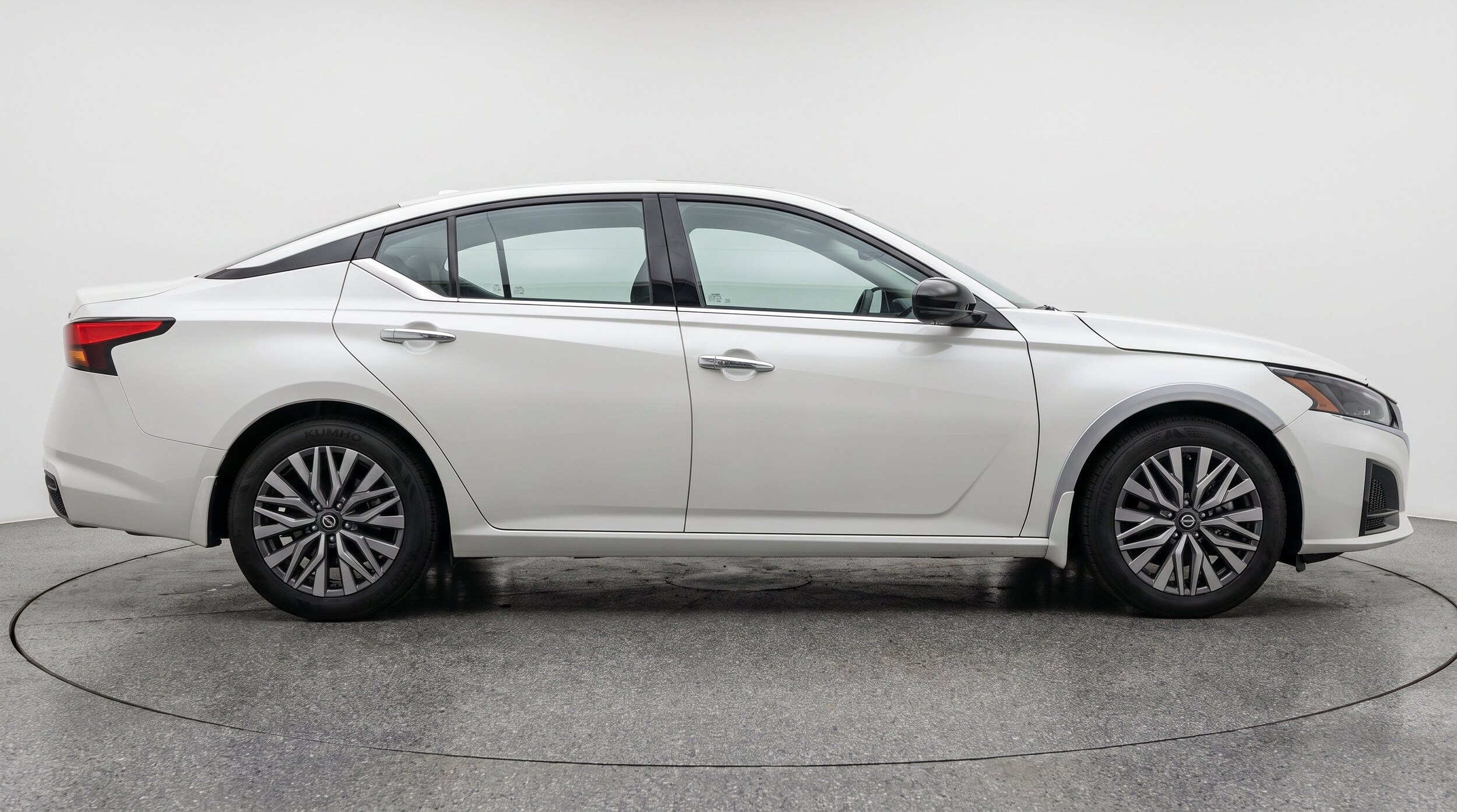 Thumbnail: 2025 Nissan Altima - 11