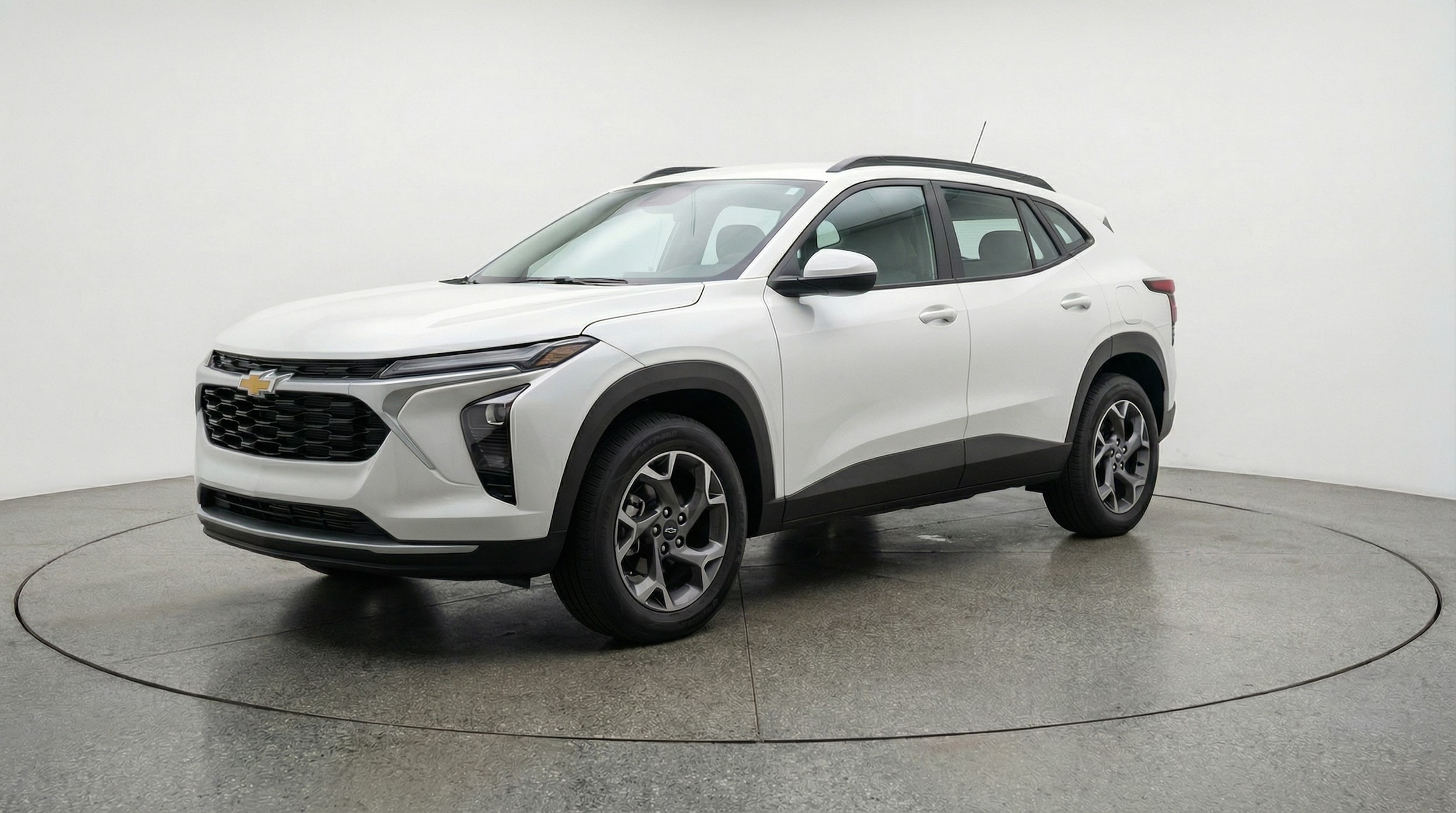 Thumbnail: 2025 Chevrolet Trax - 3