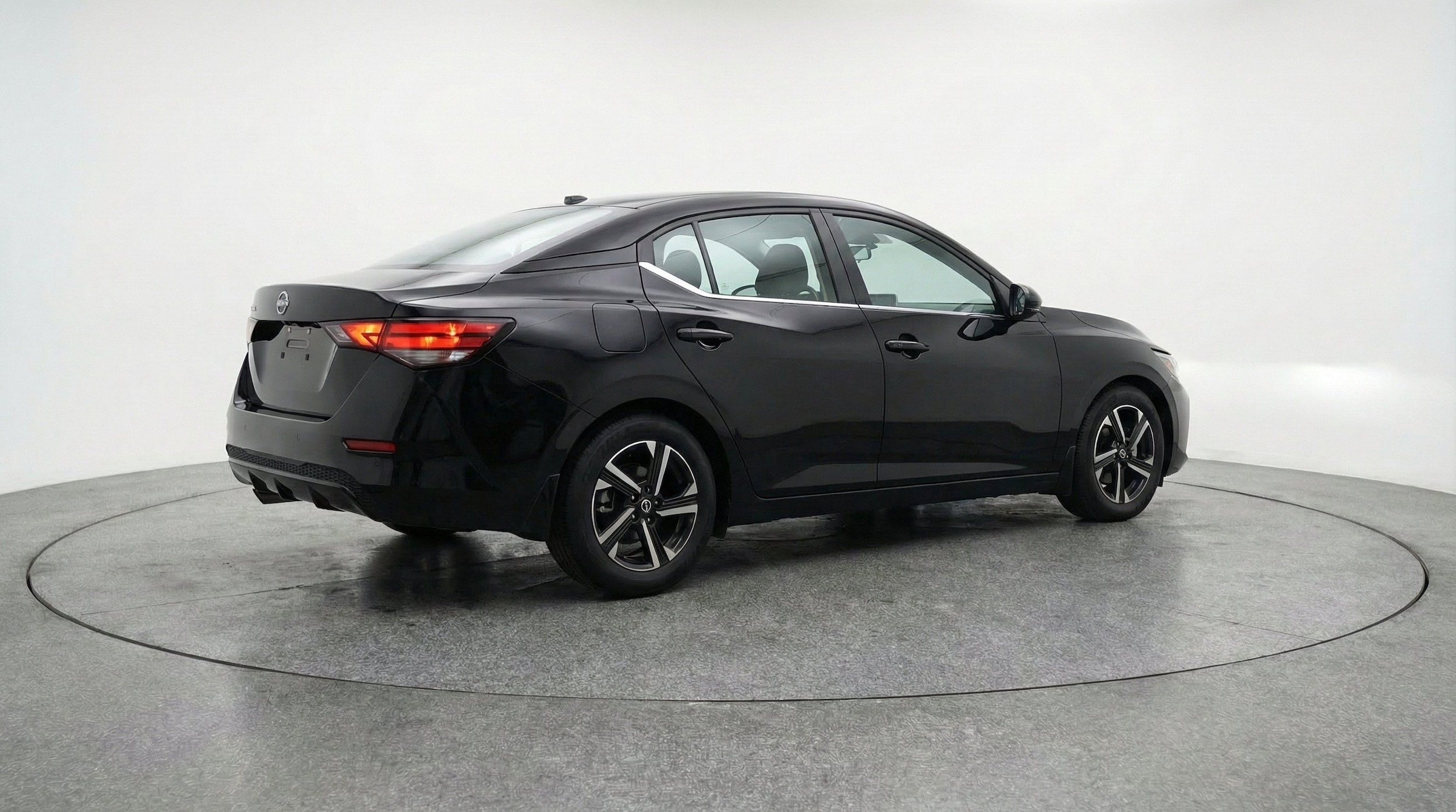 Thumbnail: 2025 Nissan Sentra - 9