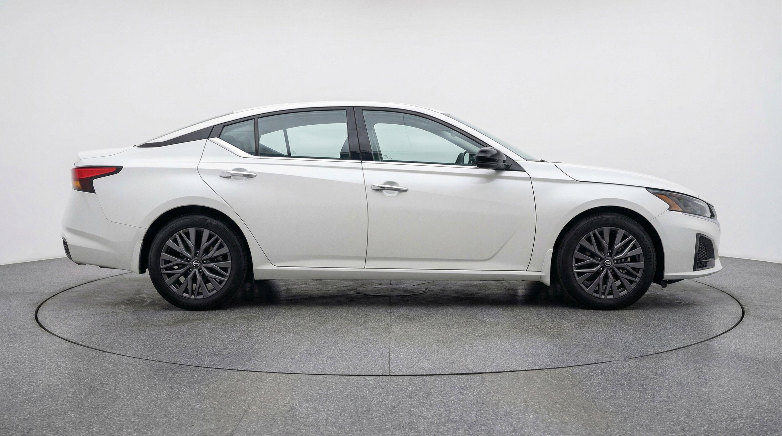 Thumbnail: 2025 Nissan Altima - 11