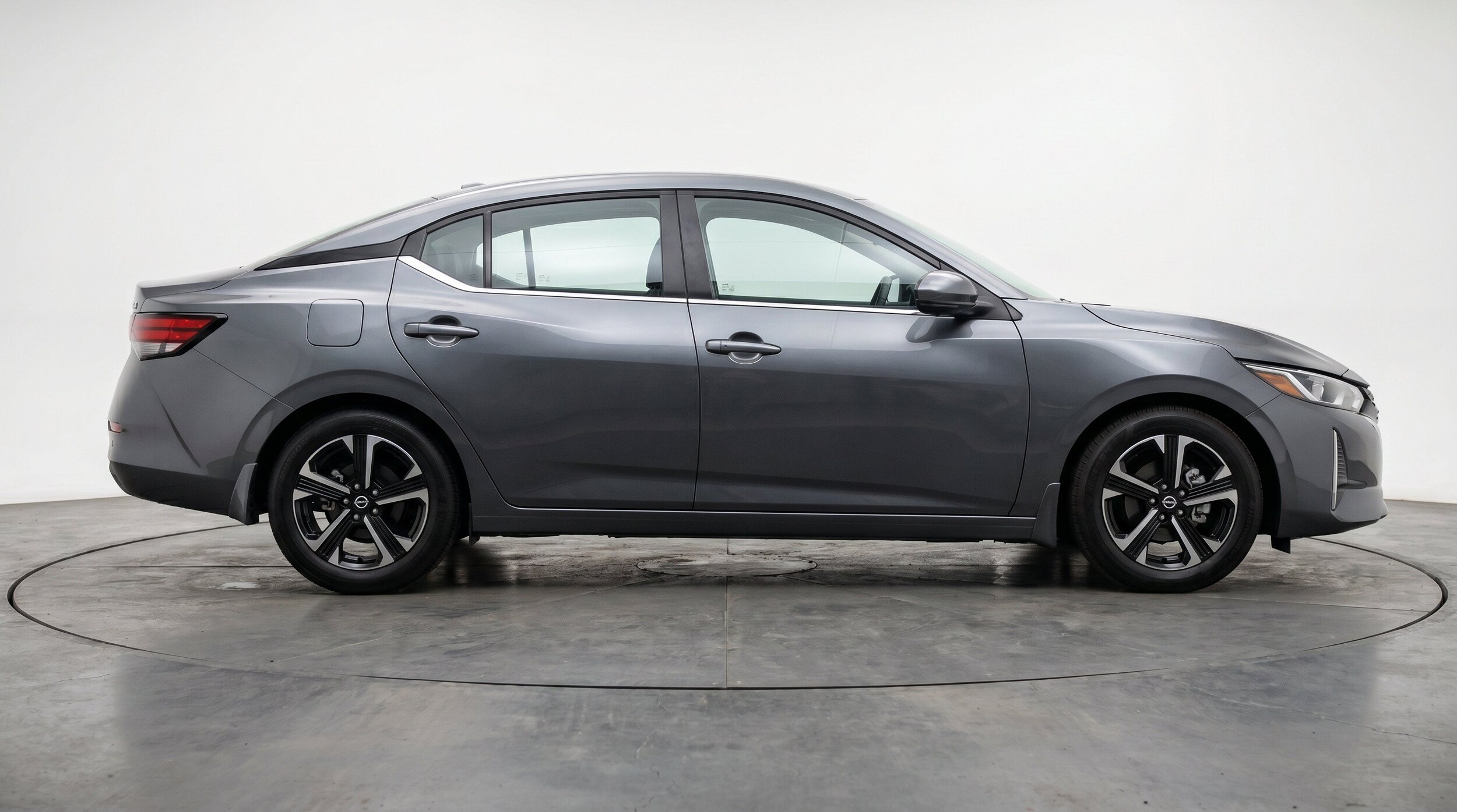 Thumbnail: 2025 Nissan Sentra - 10