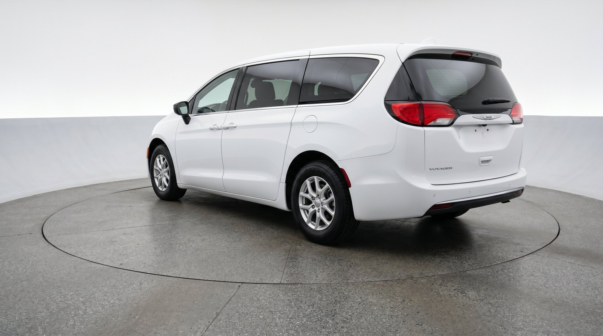Thumbnail: 2024 Chrysler Voyager - 6