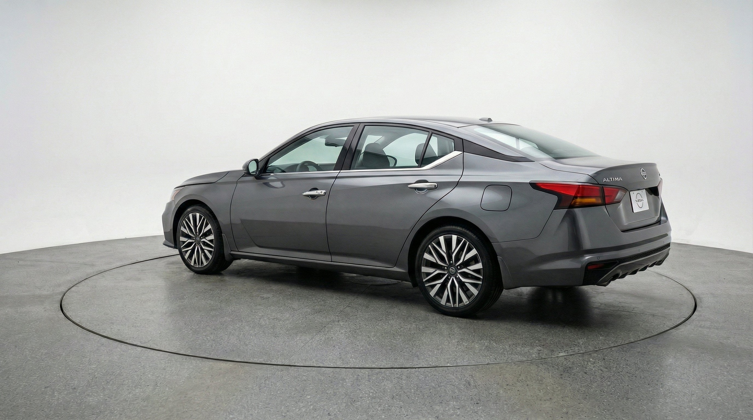 Thumbnail: 2025 Nissan Altima - 6