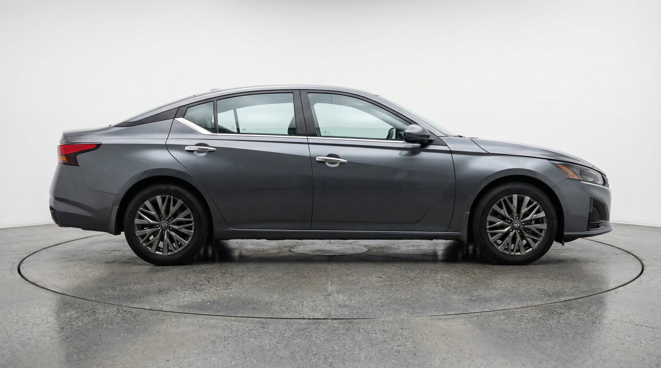 Thumbnail: 2025 Nissan Altima - 11