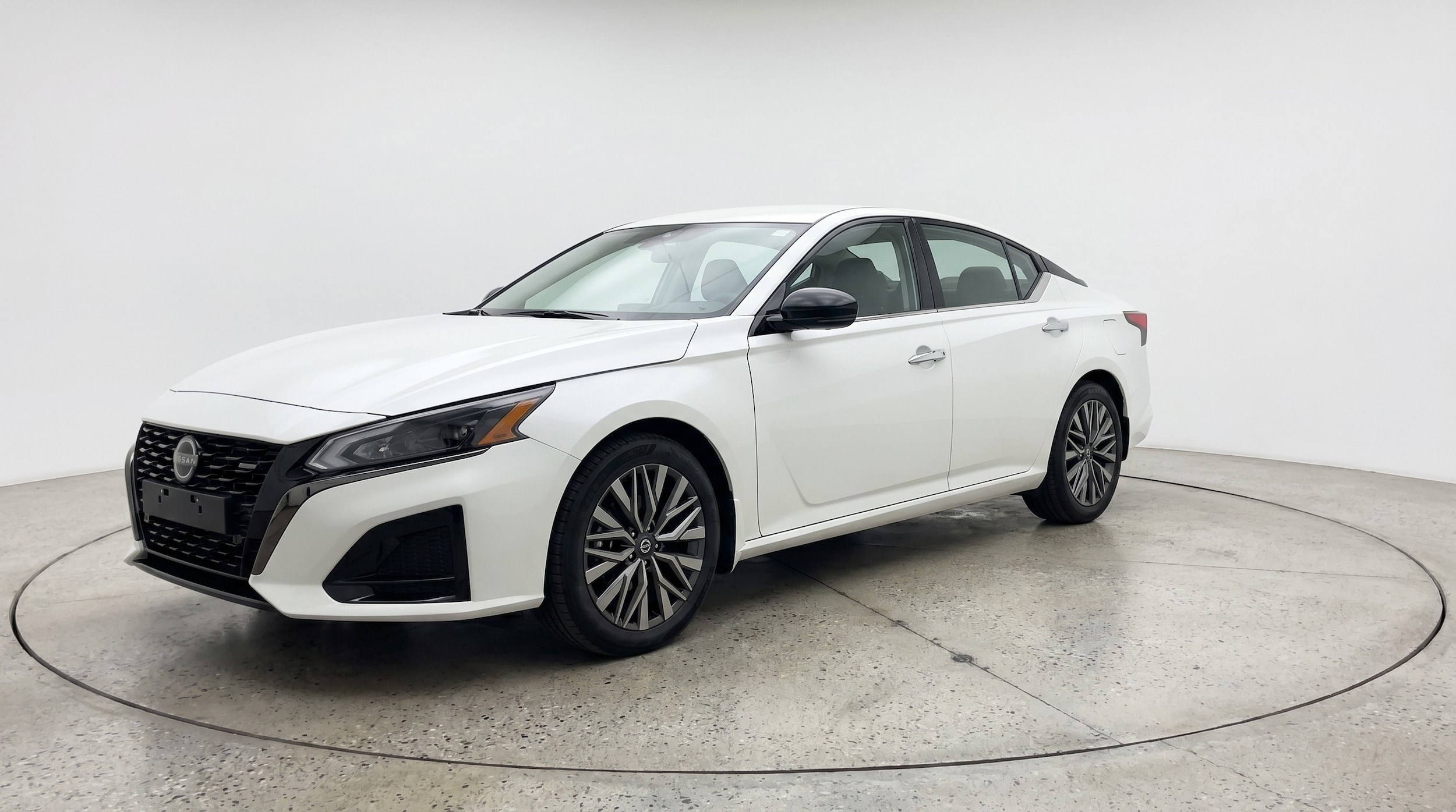 Thumbnail: 2025 Nissan Altima - 3