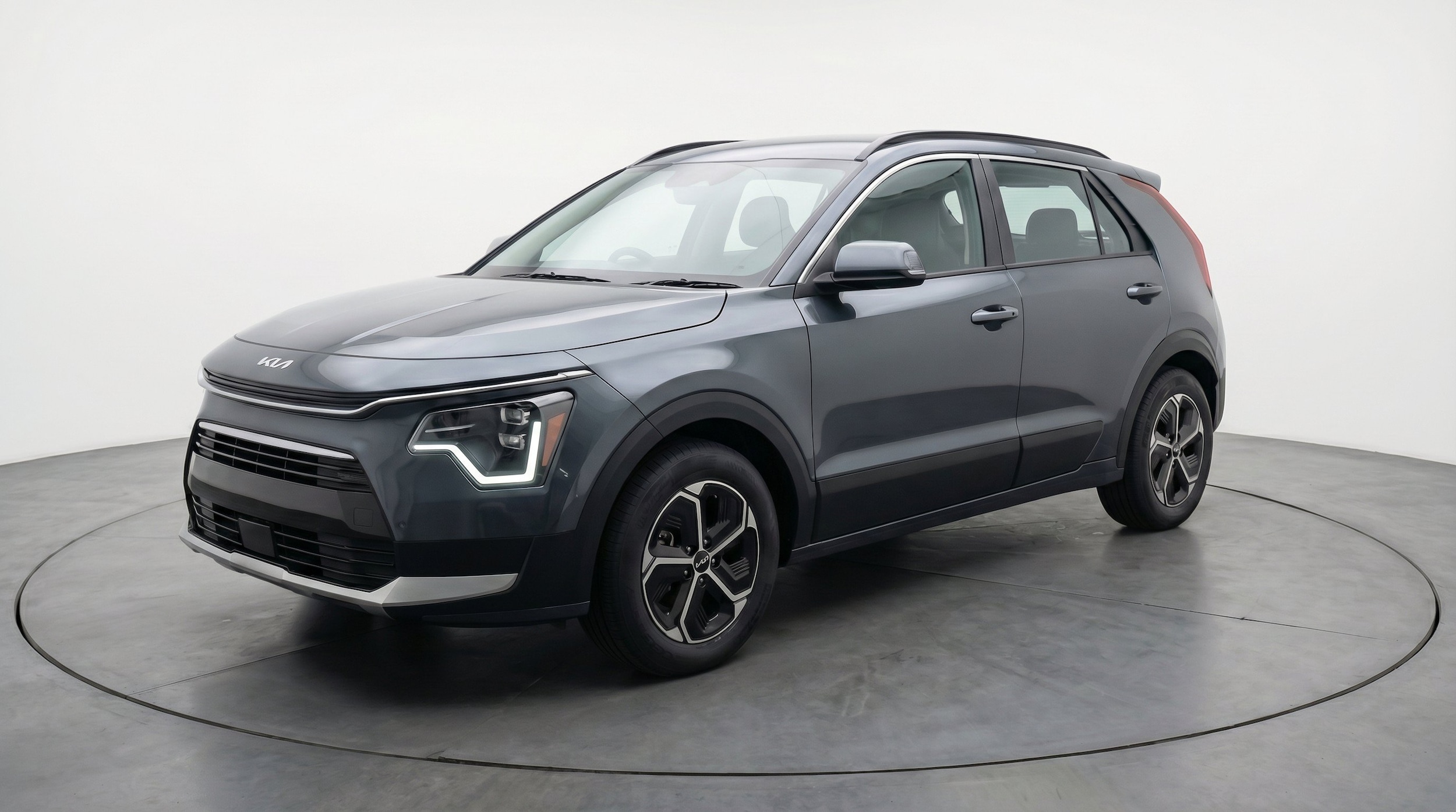 Thumbnail: 2026 Kia Niro - 3