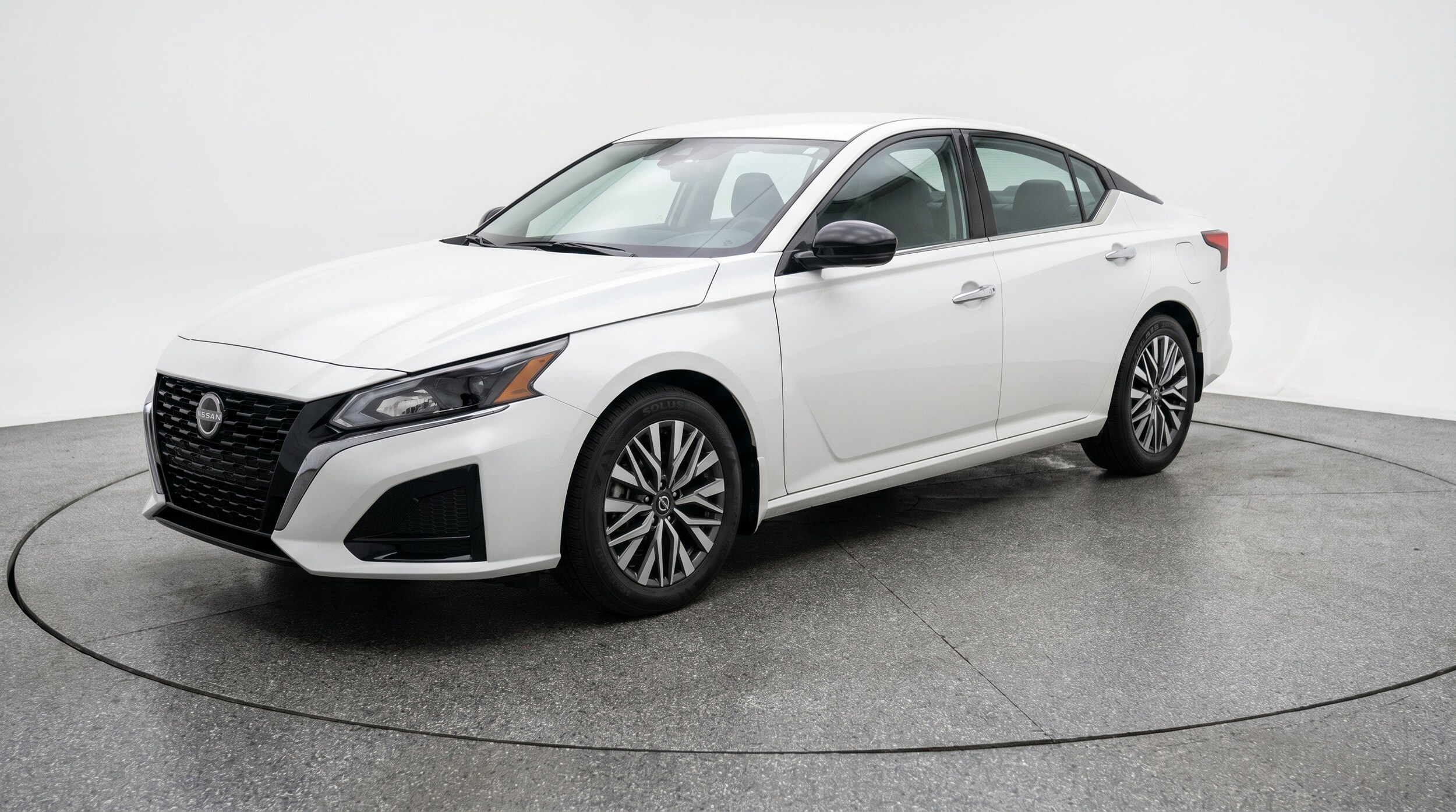 Thumbnail: 2025 Nissan Altima - 3