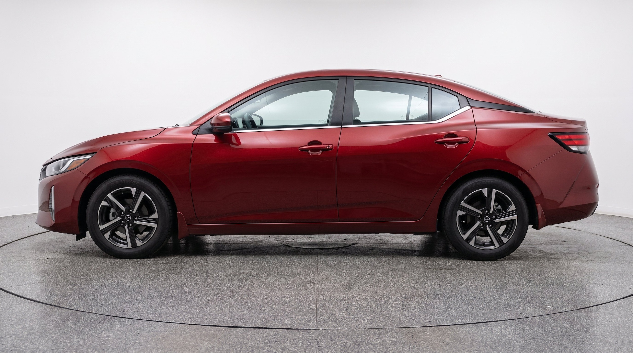 Thumbnail: 2025 Nissan Sentra - 5