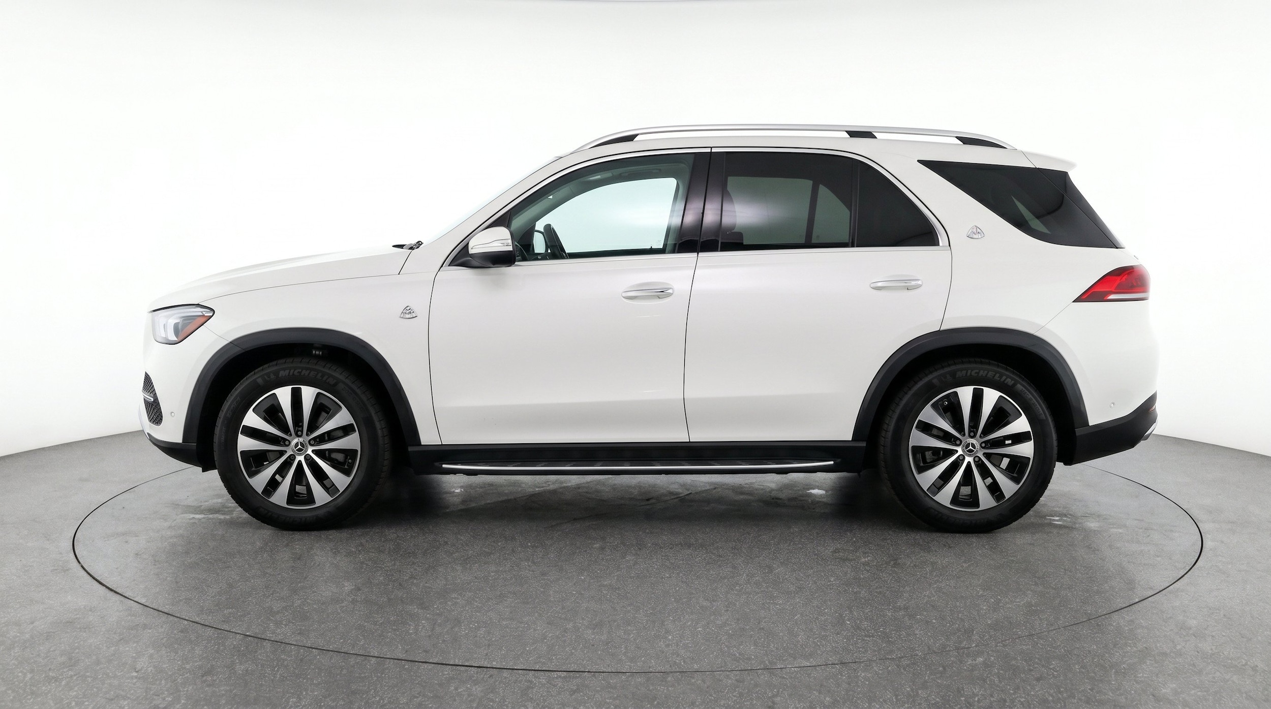Thumbnail: 2026 Mercedes-Benz GLE - 5
