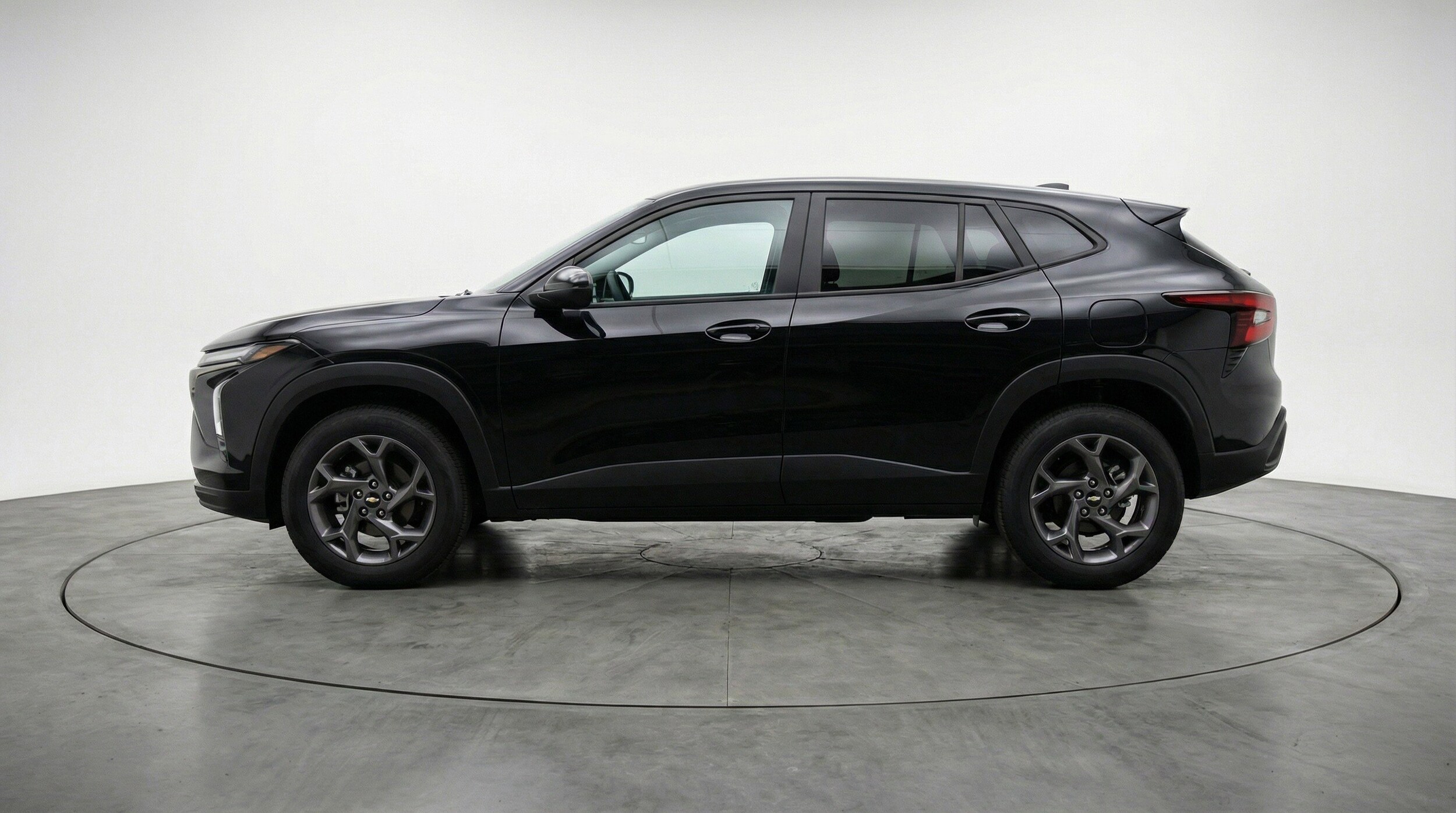 Thumbnail: 2025 Chevrolet Trax - 5