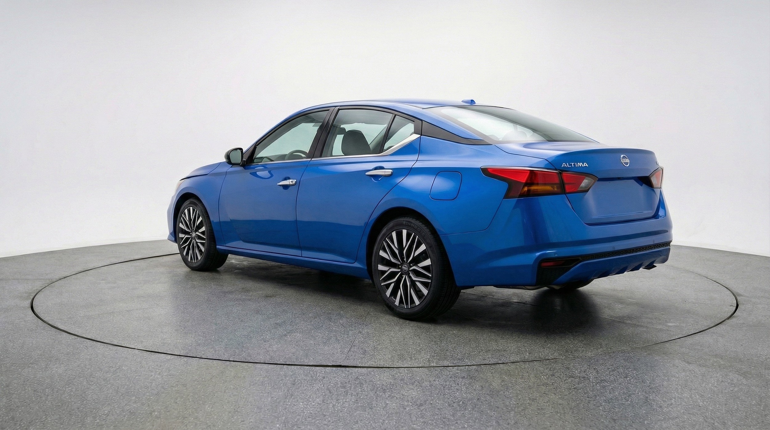 Thumbnail: 2025 Nissan Altima - 6