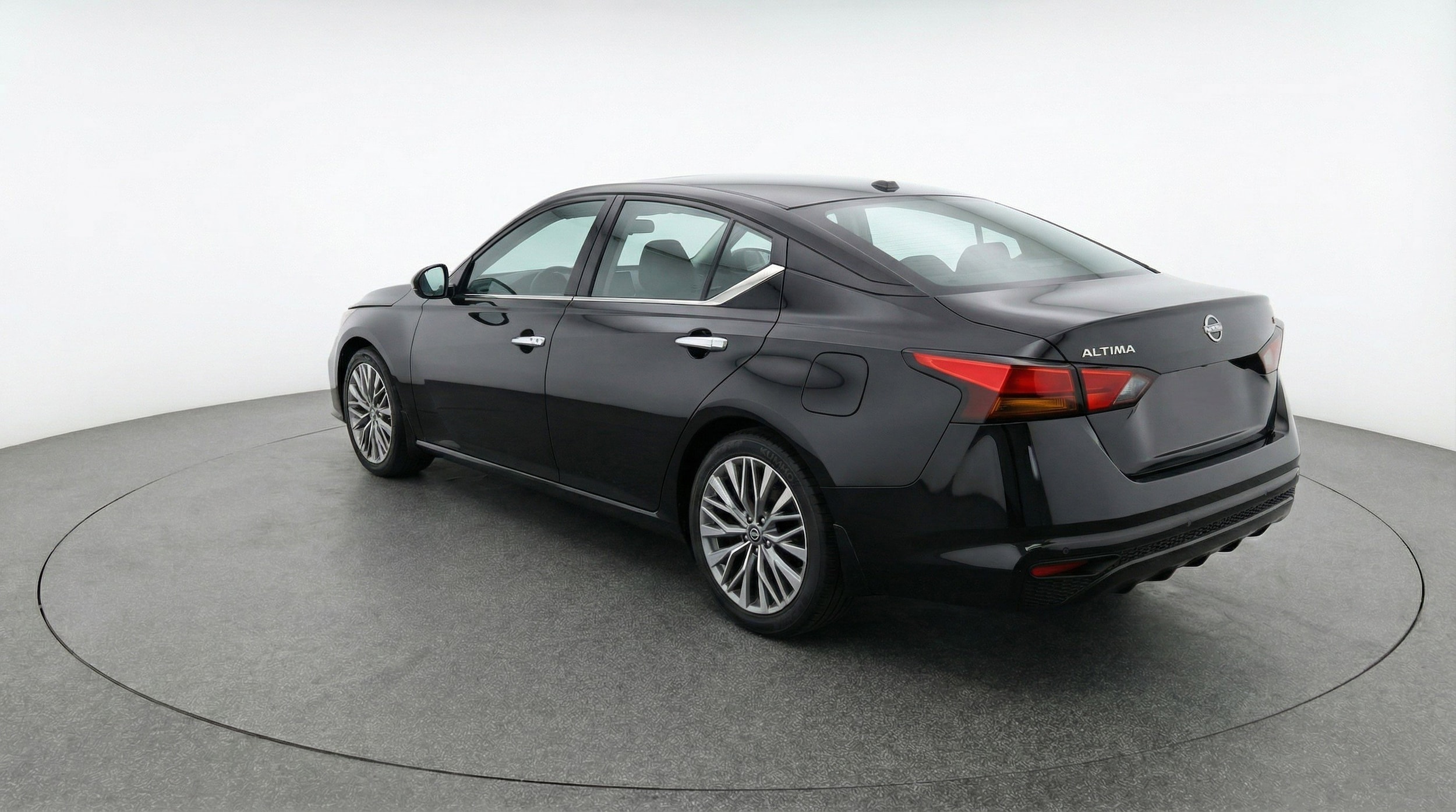 Thumbnail: 2025 Nissan Altima - 6