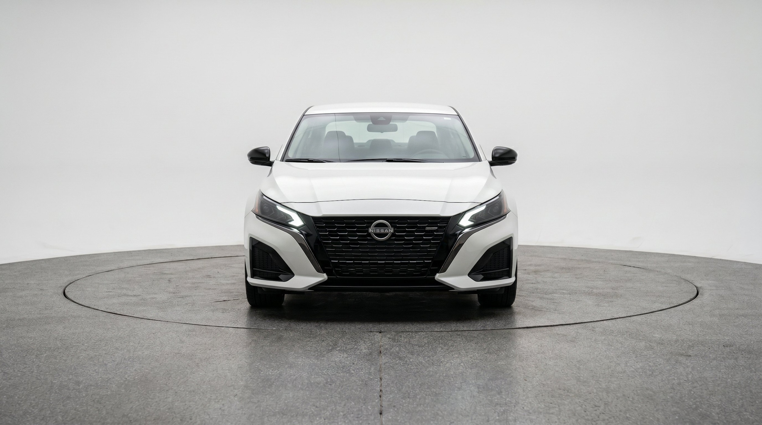 Thumbnail: 2025 Nissan Altima - 2