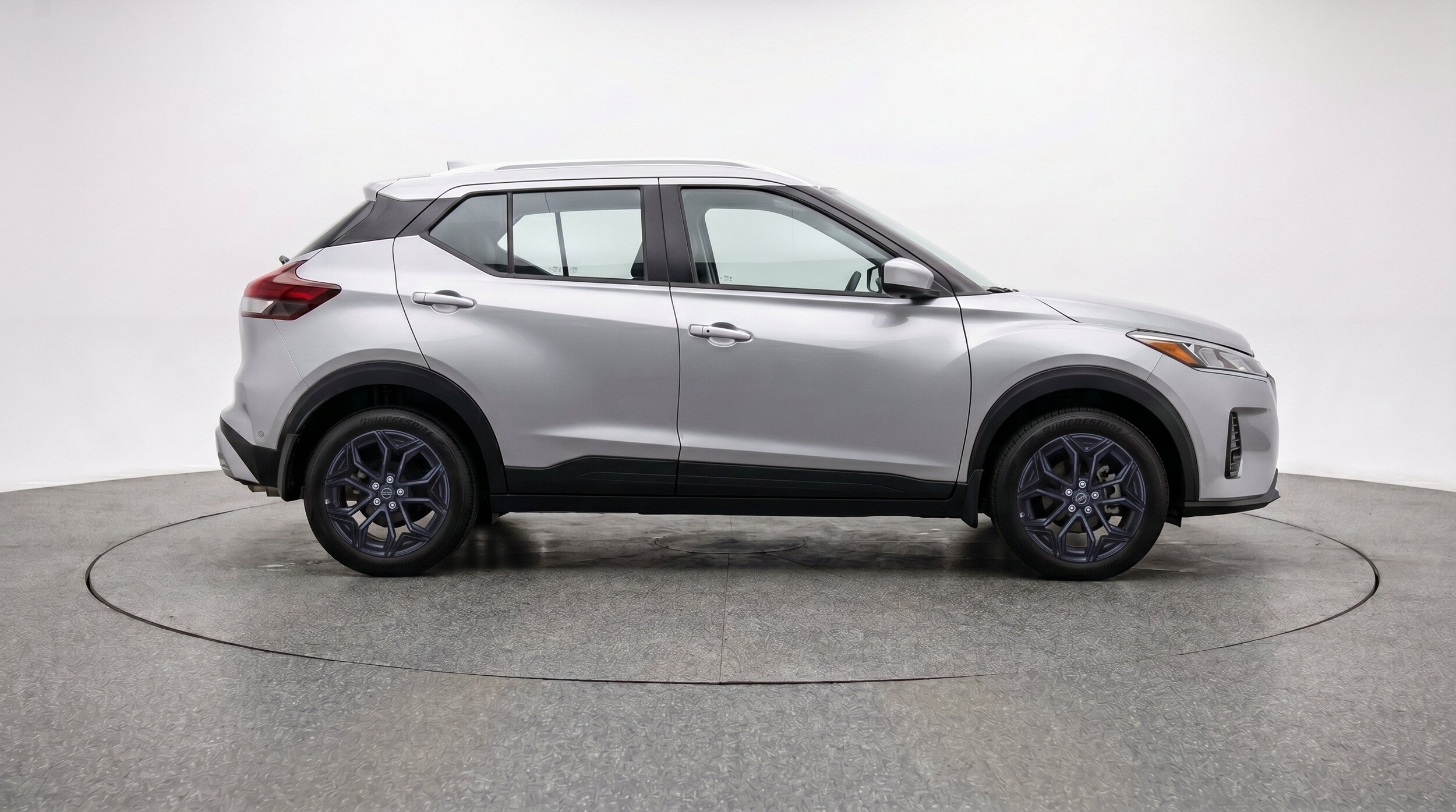 Thumbnail: 2026 Nissan Kicks - 10