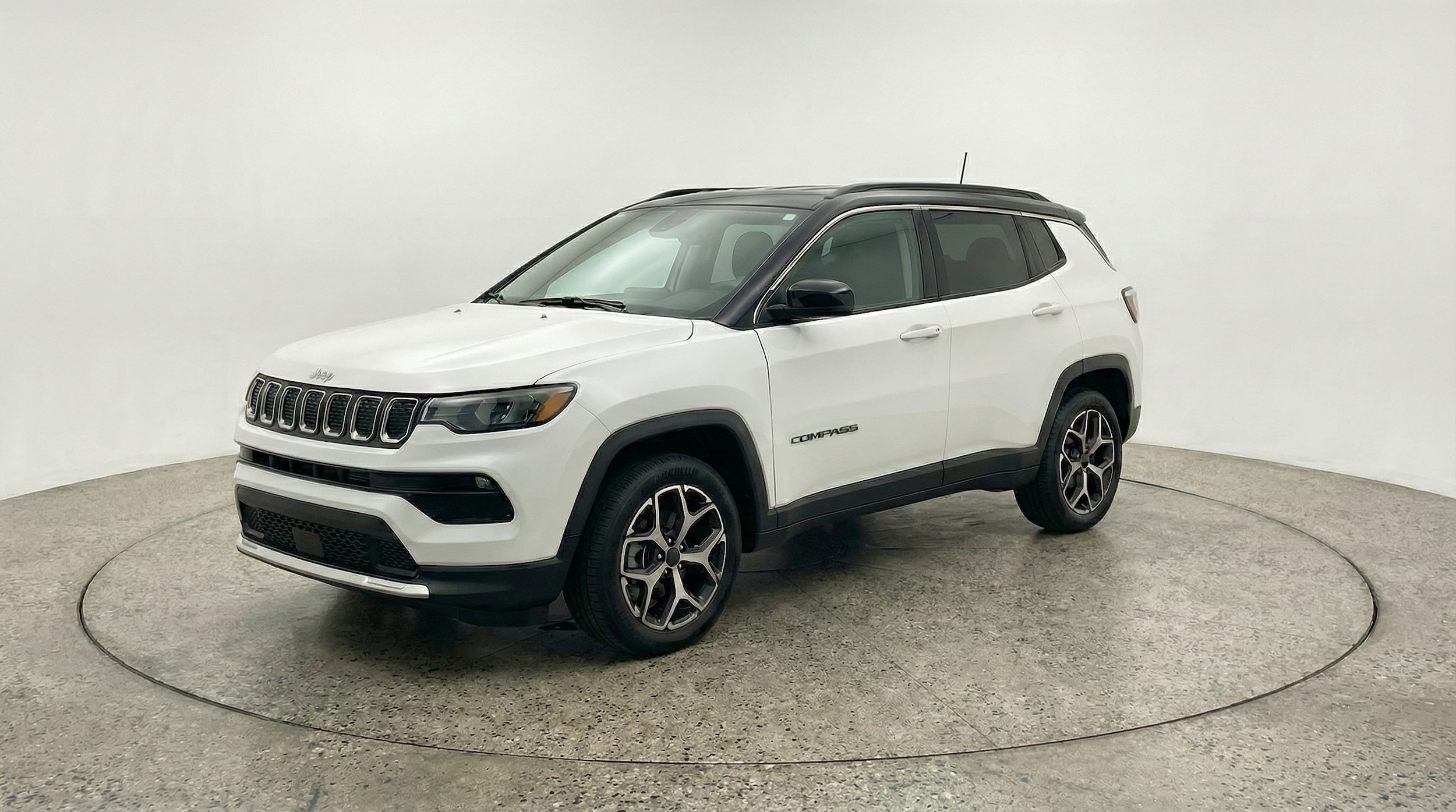 Thumbnail: 2025 Jeep Compass - 3