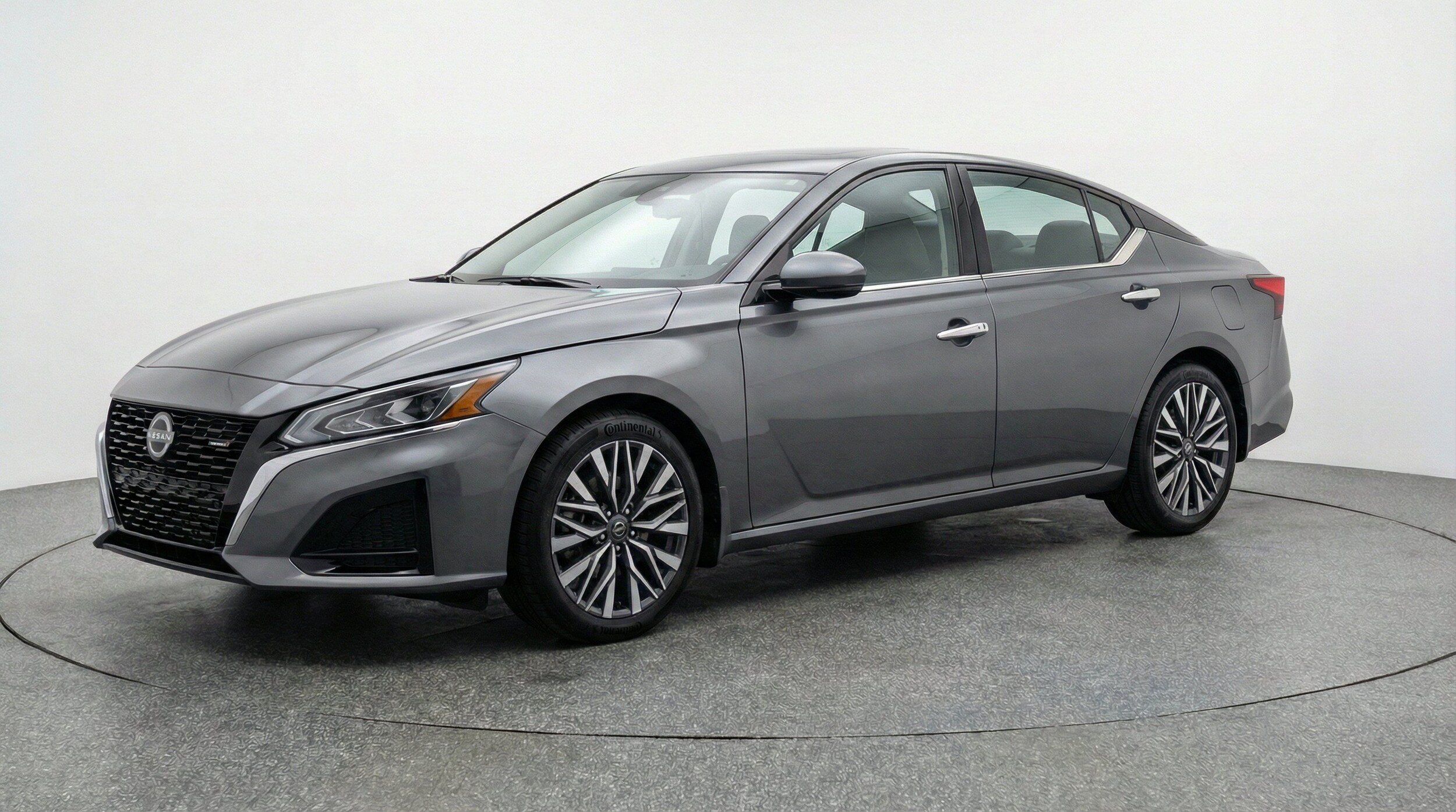 Thumbnail: 2025 Nissan Altima - 3