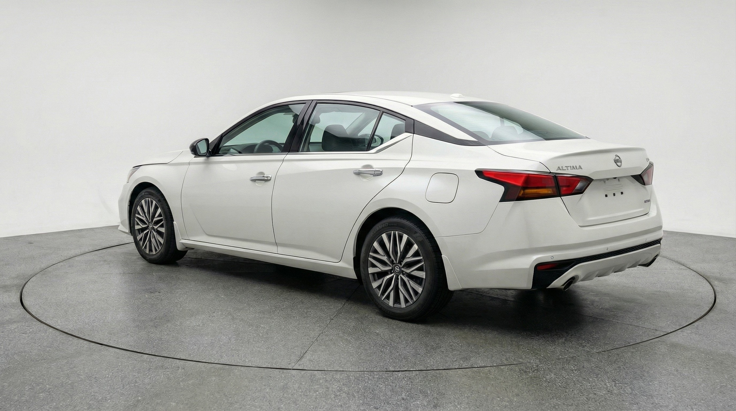 Thumbnail: 2025 Nissan Altima - 6