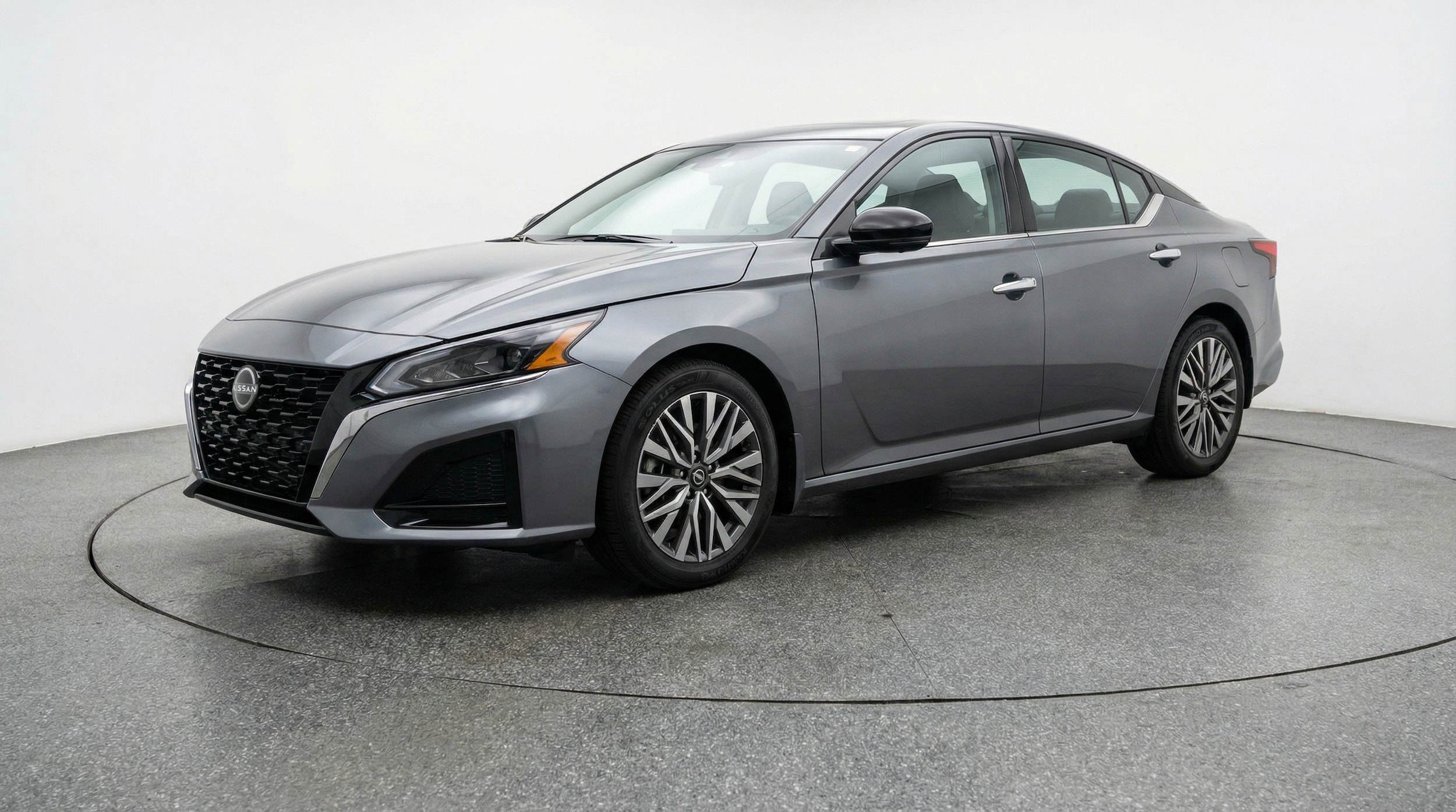 Thumbnail: 2025 Nissan Altima - 3