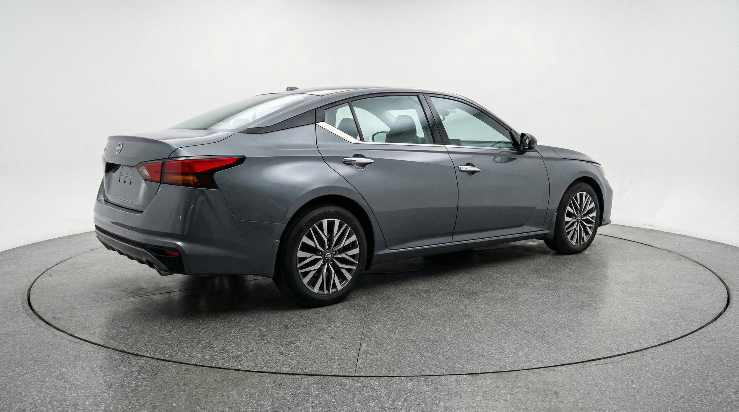 Thumbnail: 2025 Nissan Altima - 9
